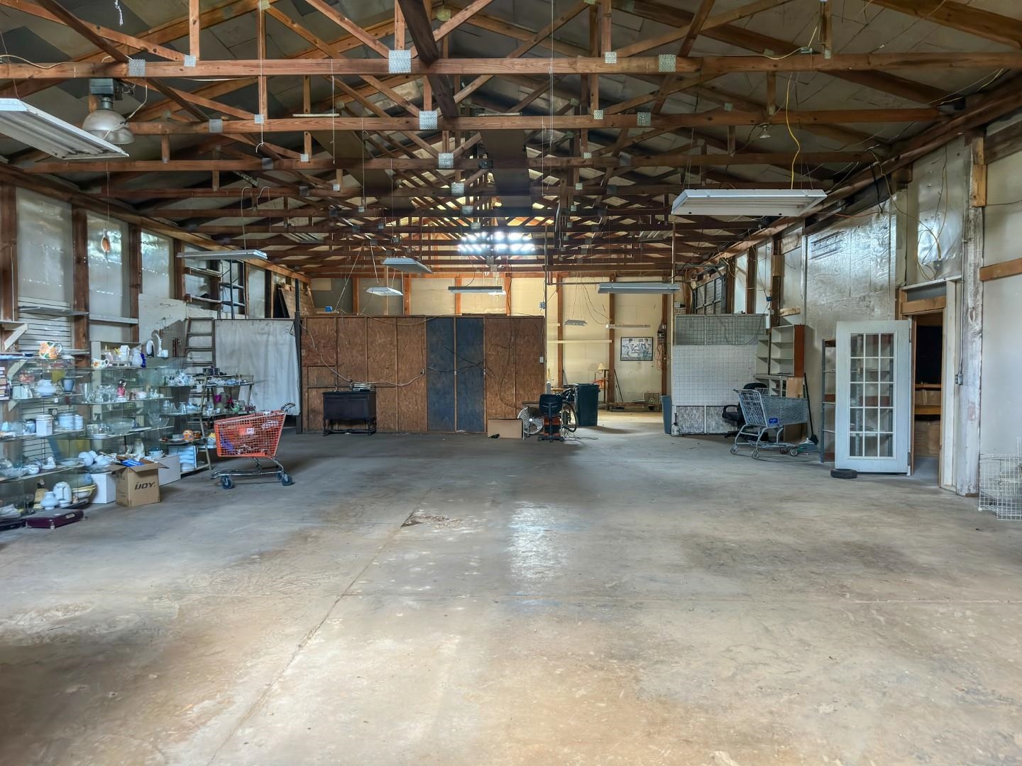 2275 Highway 63  Hardy, AR