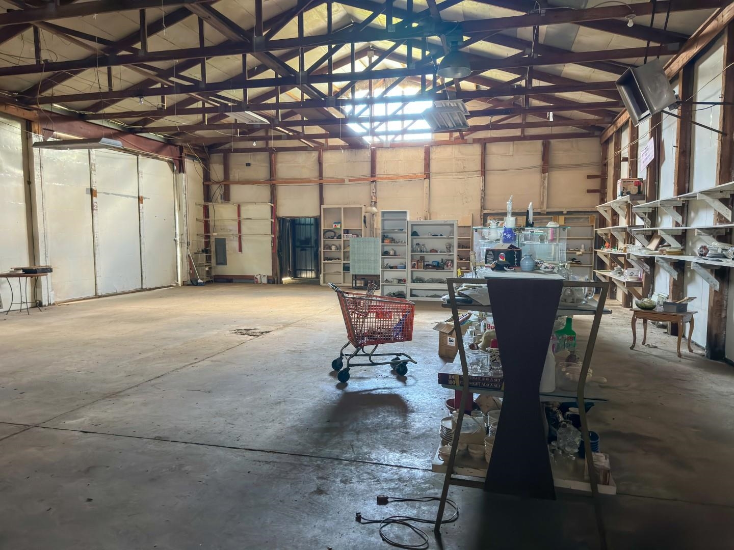 2275 Highway 63  Hardy, AR