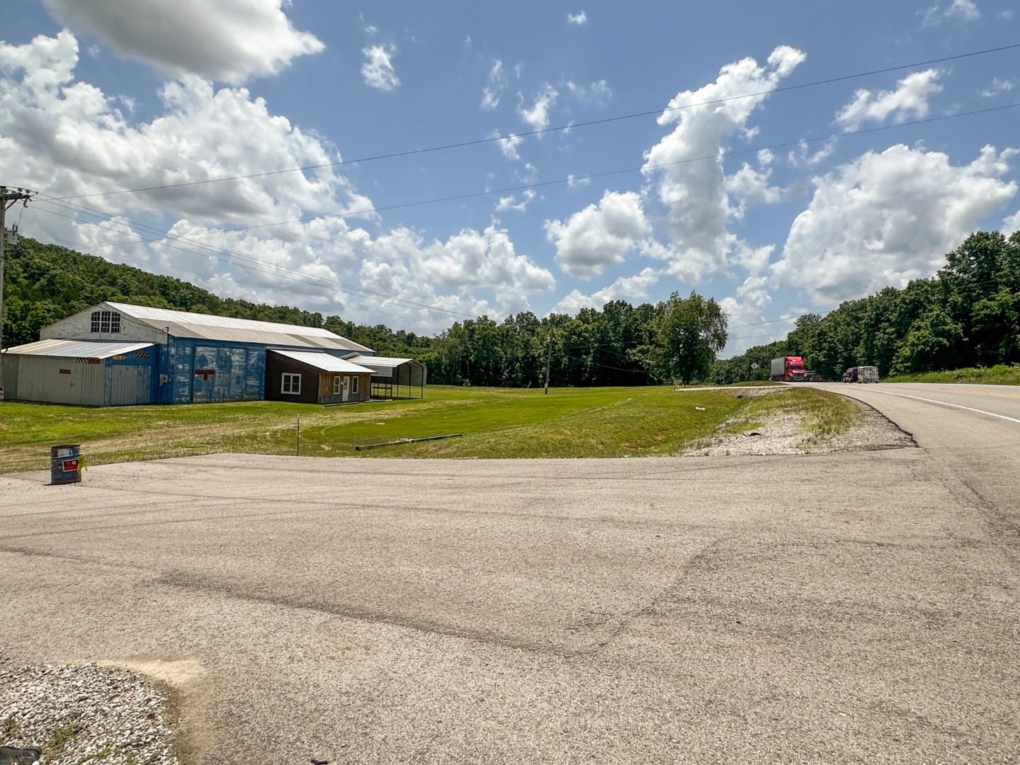 2275 Highway 63  Hardy, AR