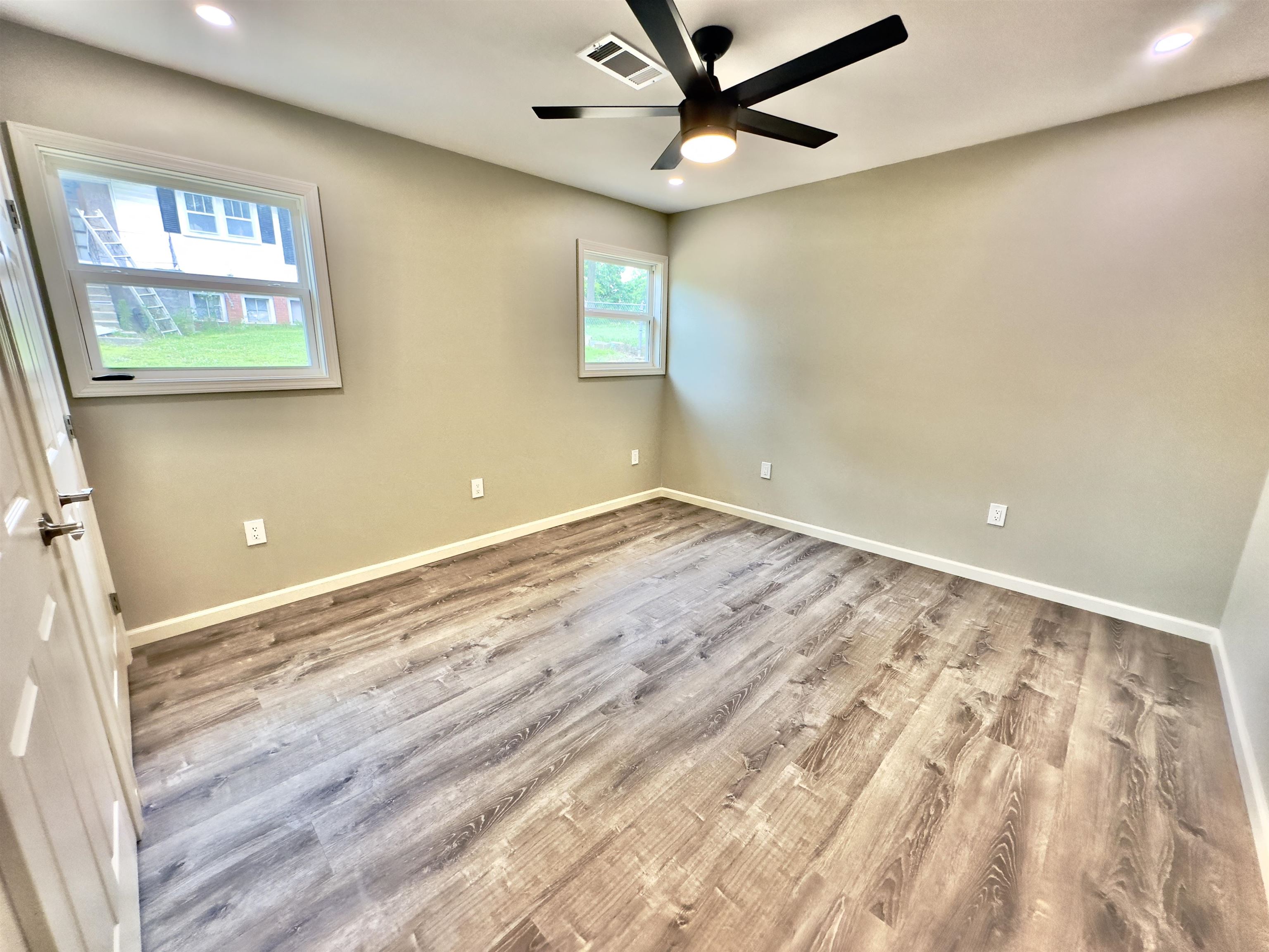 377 N 3rd  Black Rock, AR