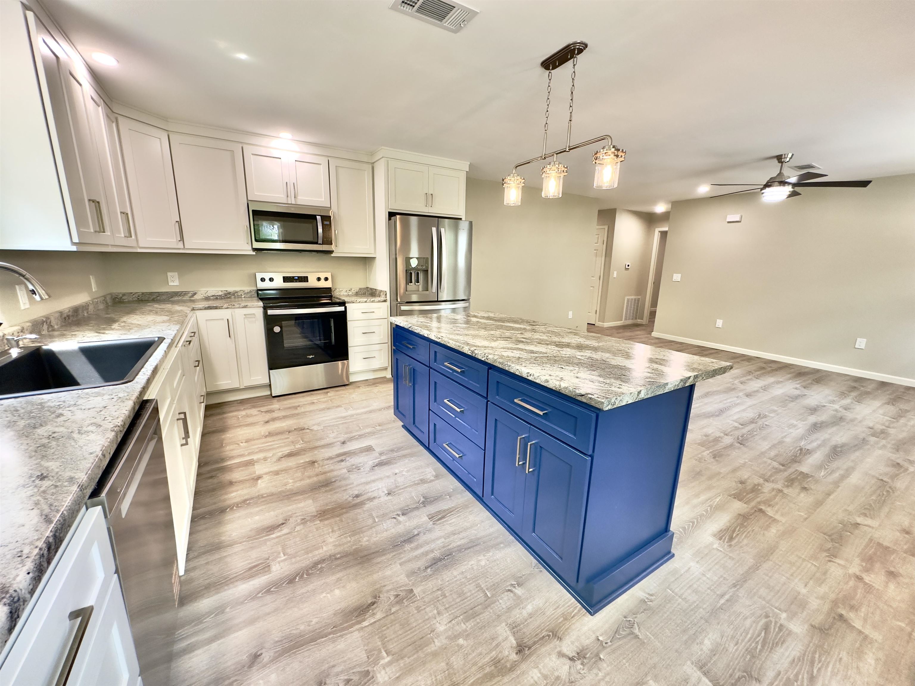 377 N 3rd  Black Rock, AR