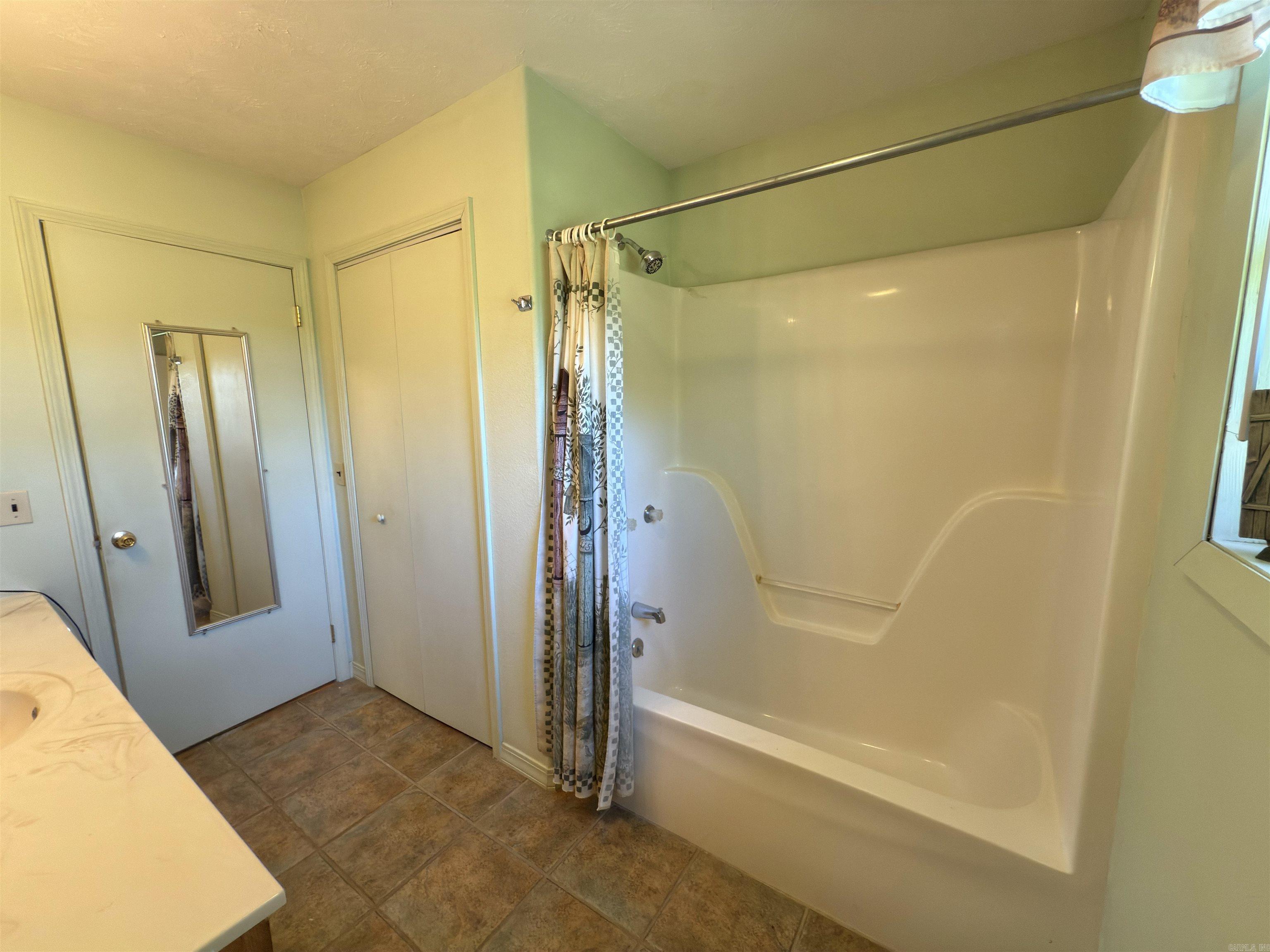 4403 Highway 63  Mammoth Spring, AR