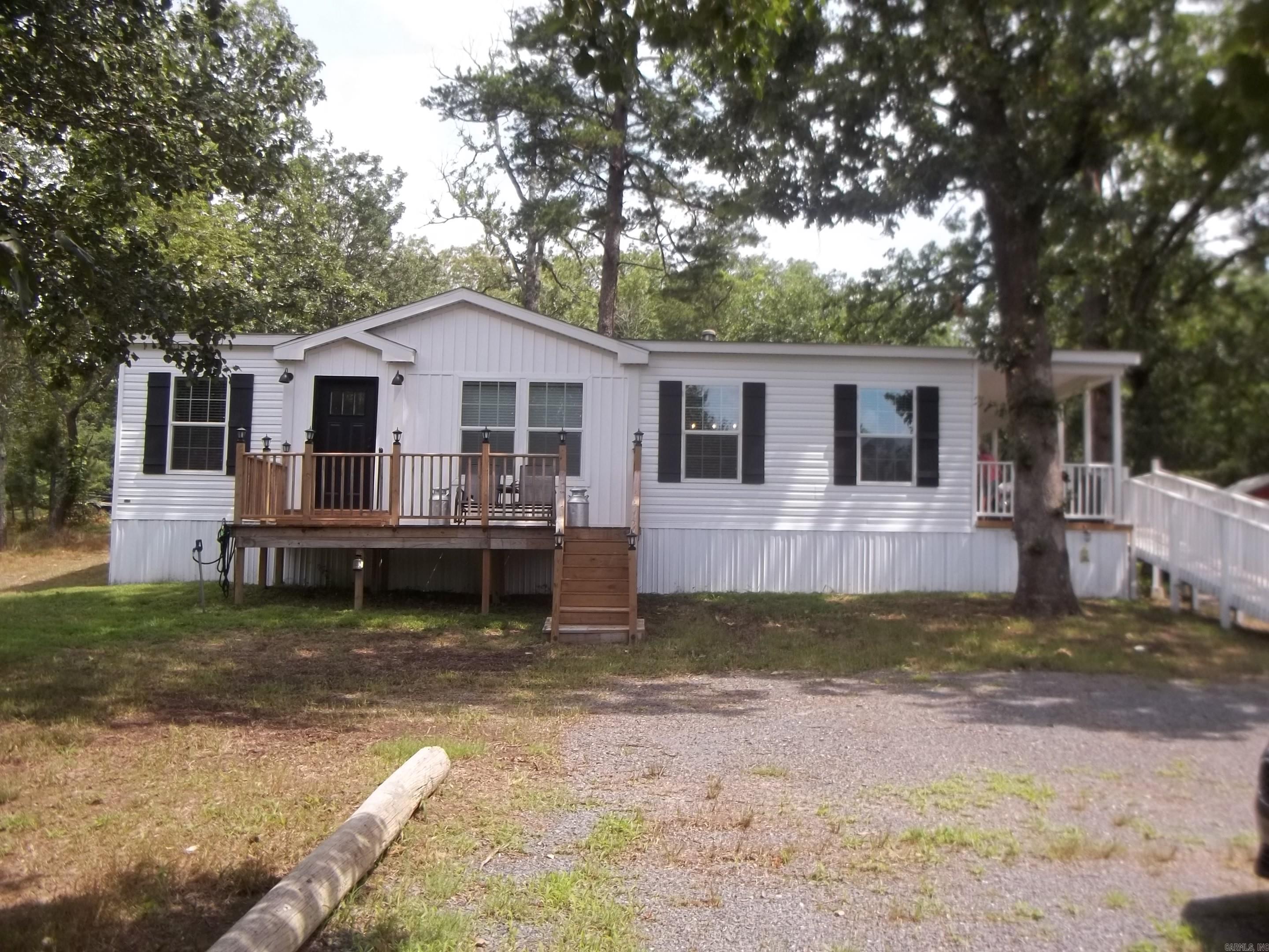 2953 Hwy 8 E  Mena, AR