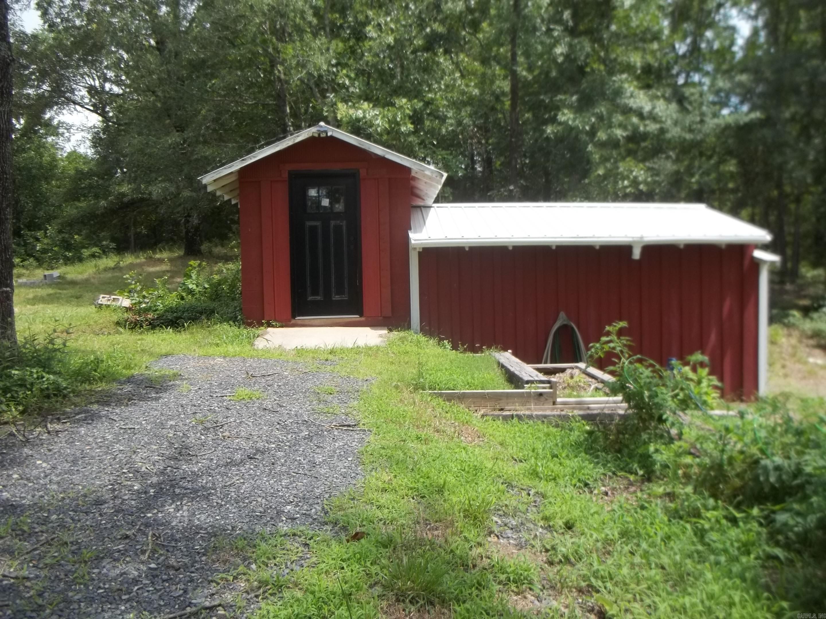 2953 Hwy 8 E  Mena, AR