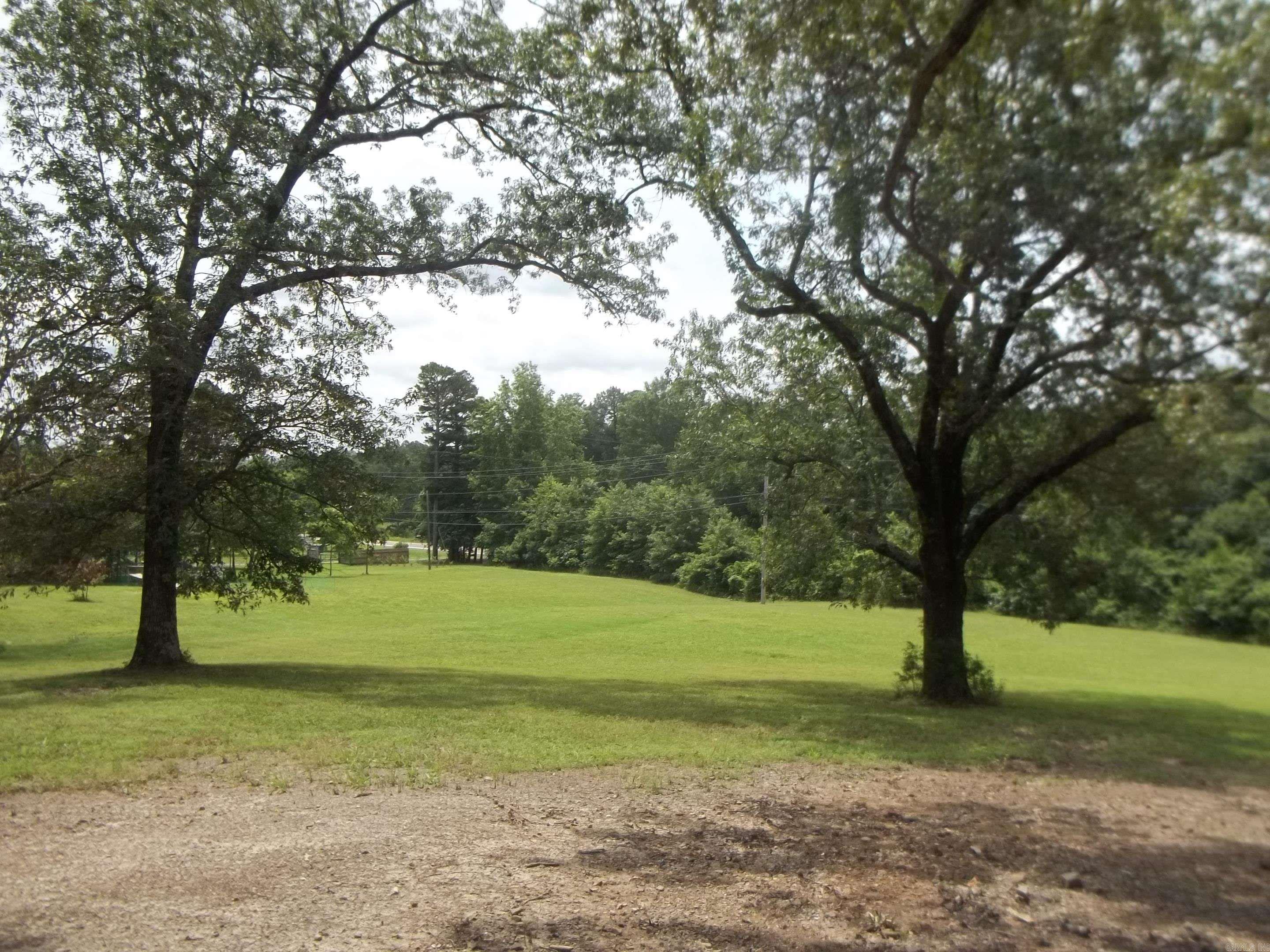 2953 Hwy 8 E  Mena, AR