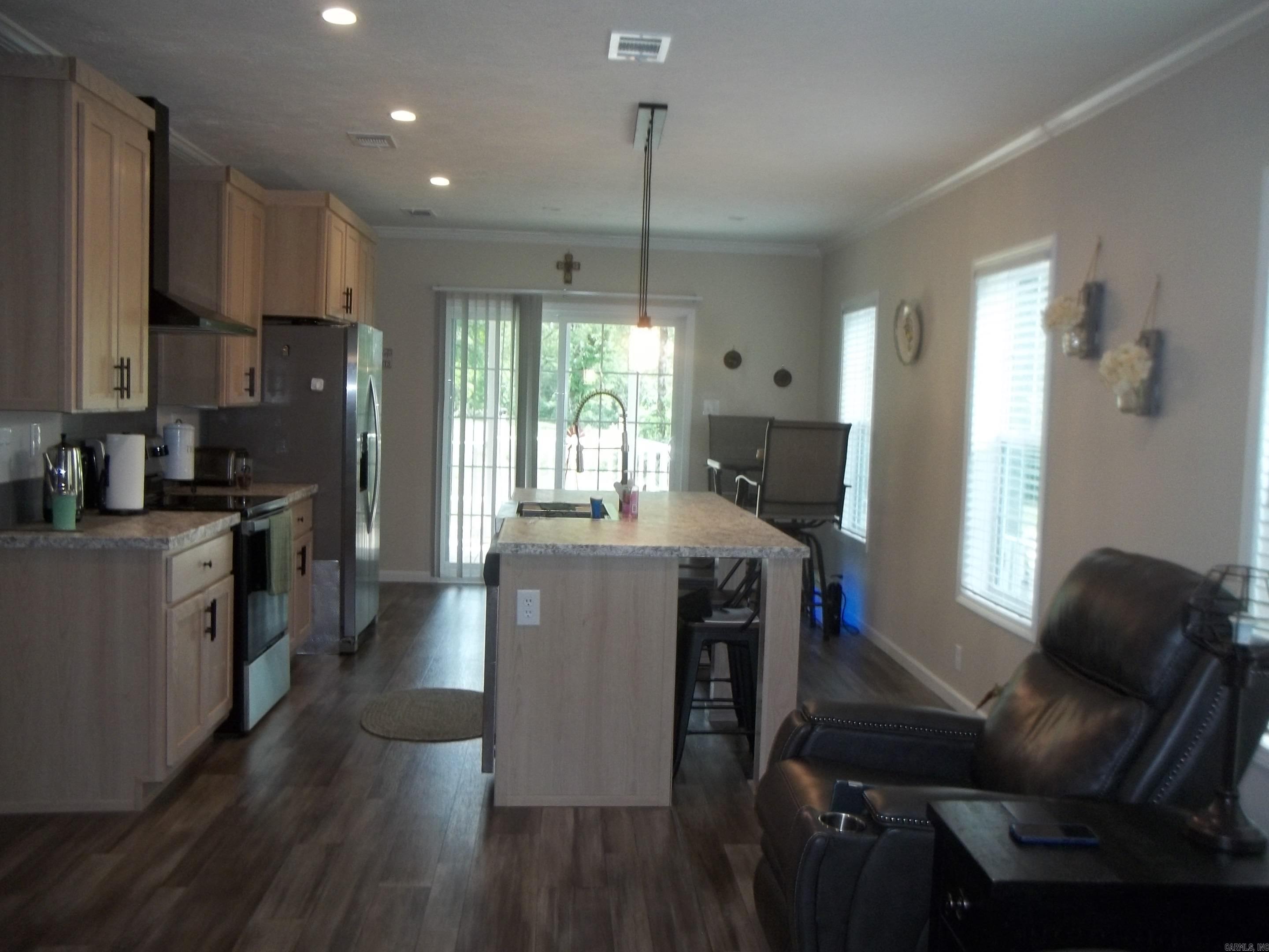 2953 Hwy 8 E  Mena, AR