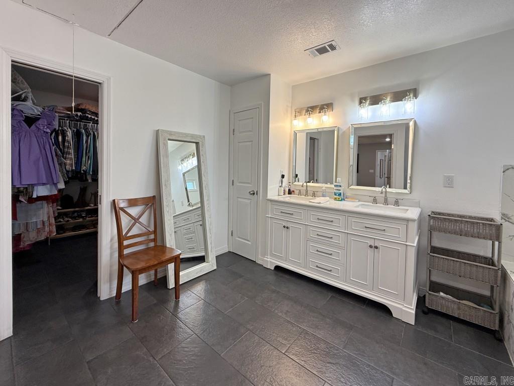 653 Plantation  Melbourne, AR