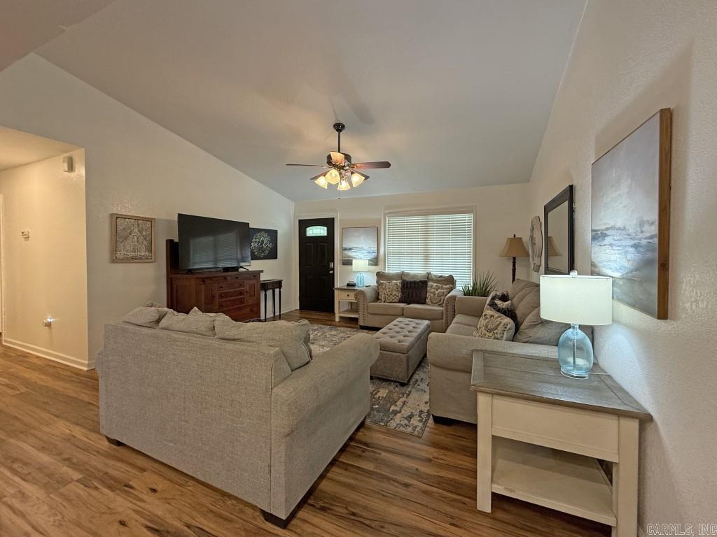 653 Plantation  Melbourne, AR