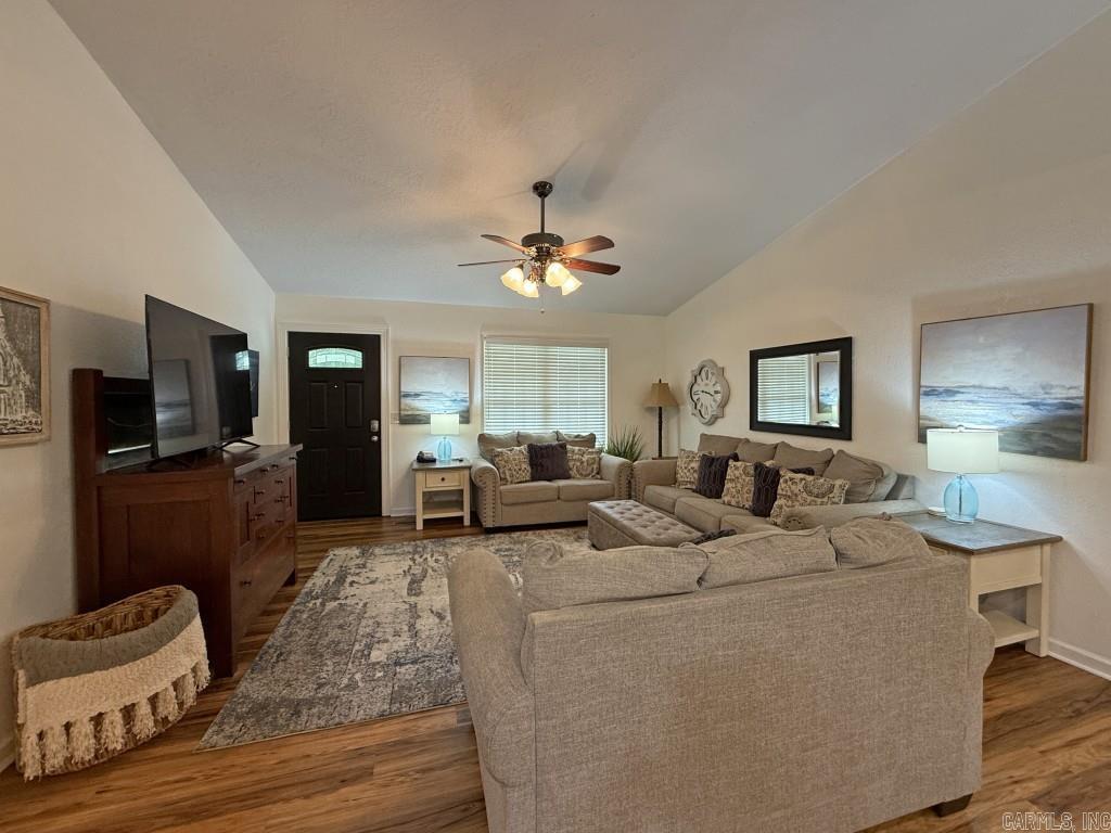 653 Plantation  Melbourne, AR