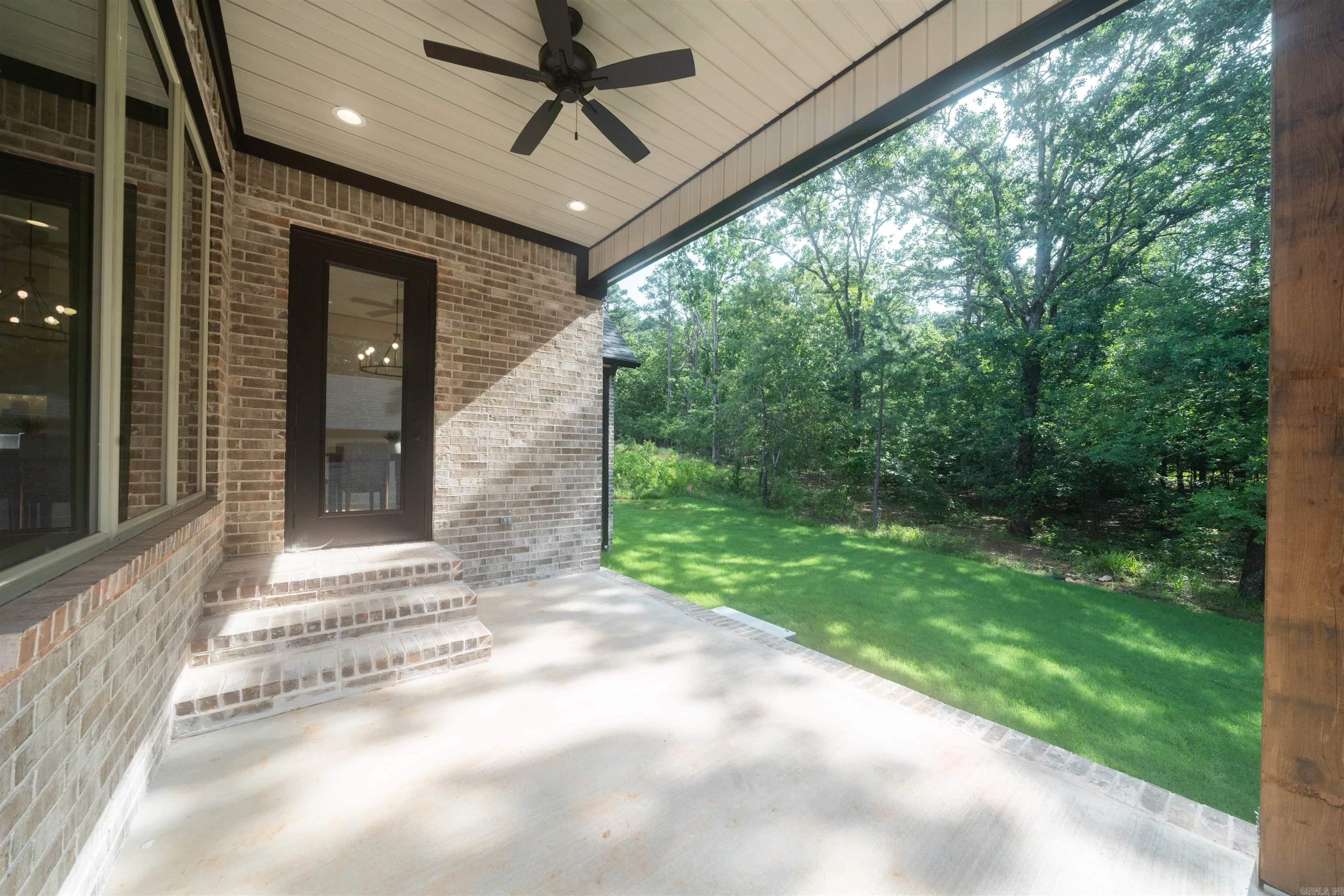 15112 Matterhorn  Maumelle, AR