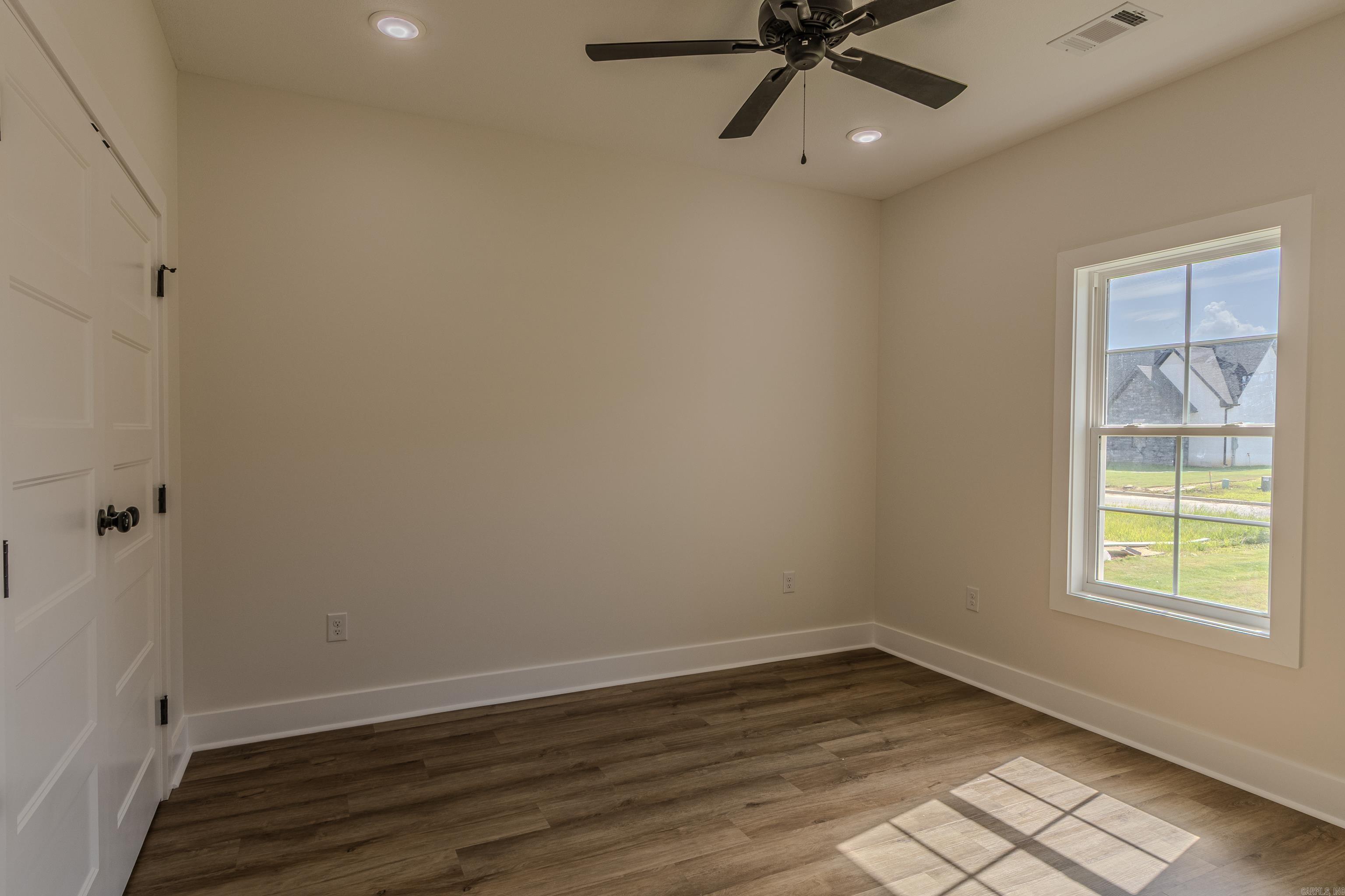 1401 S 31 st Paragould, AR 72450