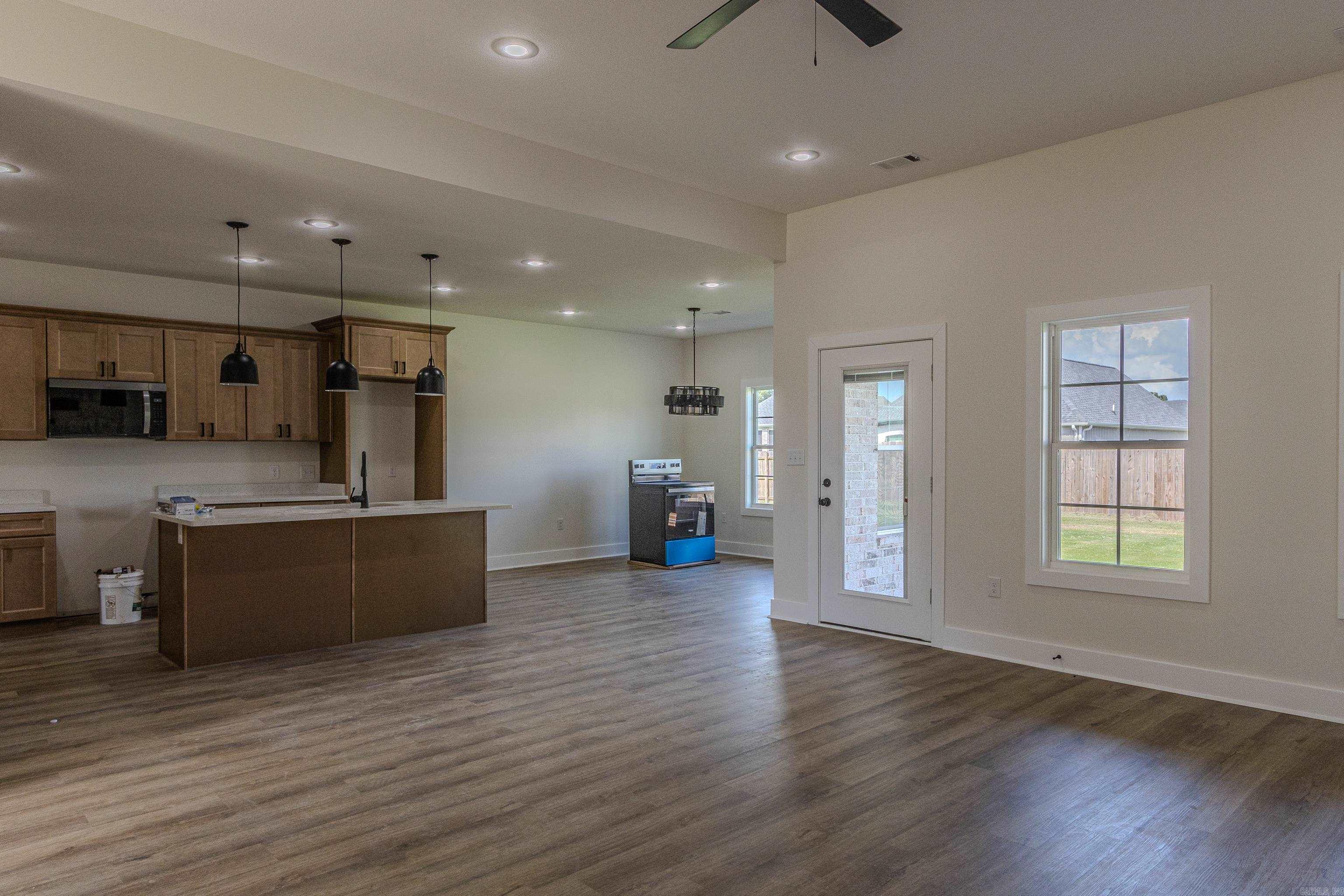 1401 S 31 st Paragould, AR 72450