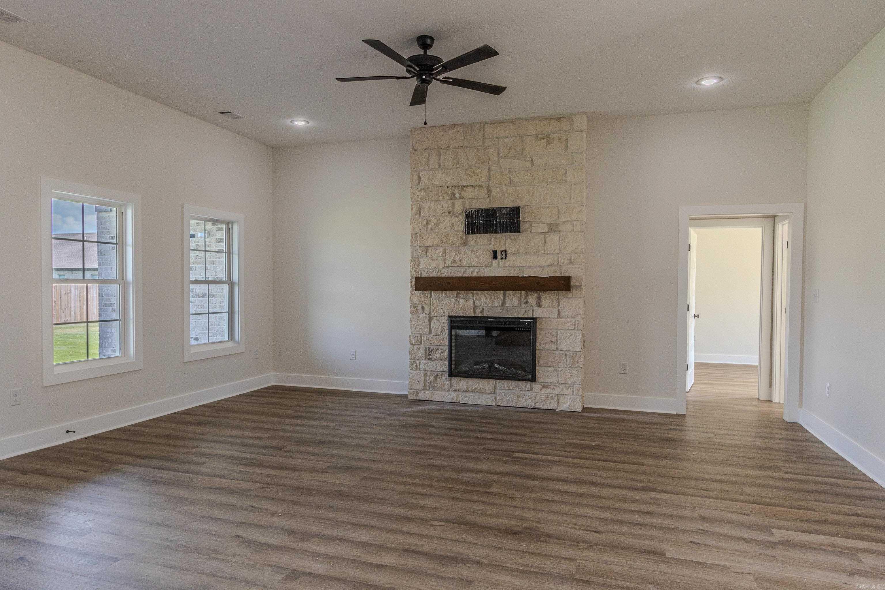1401 S 31 st Paragould, AR 72450