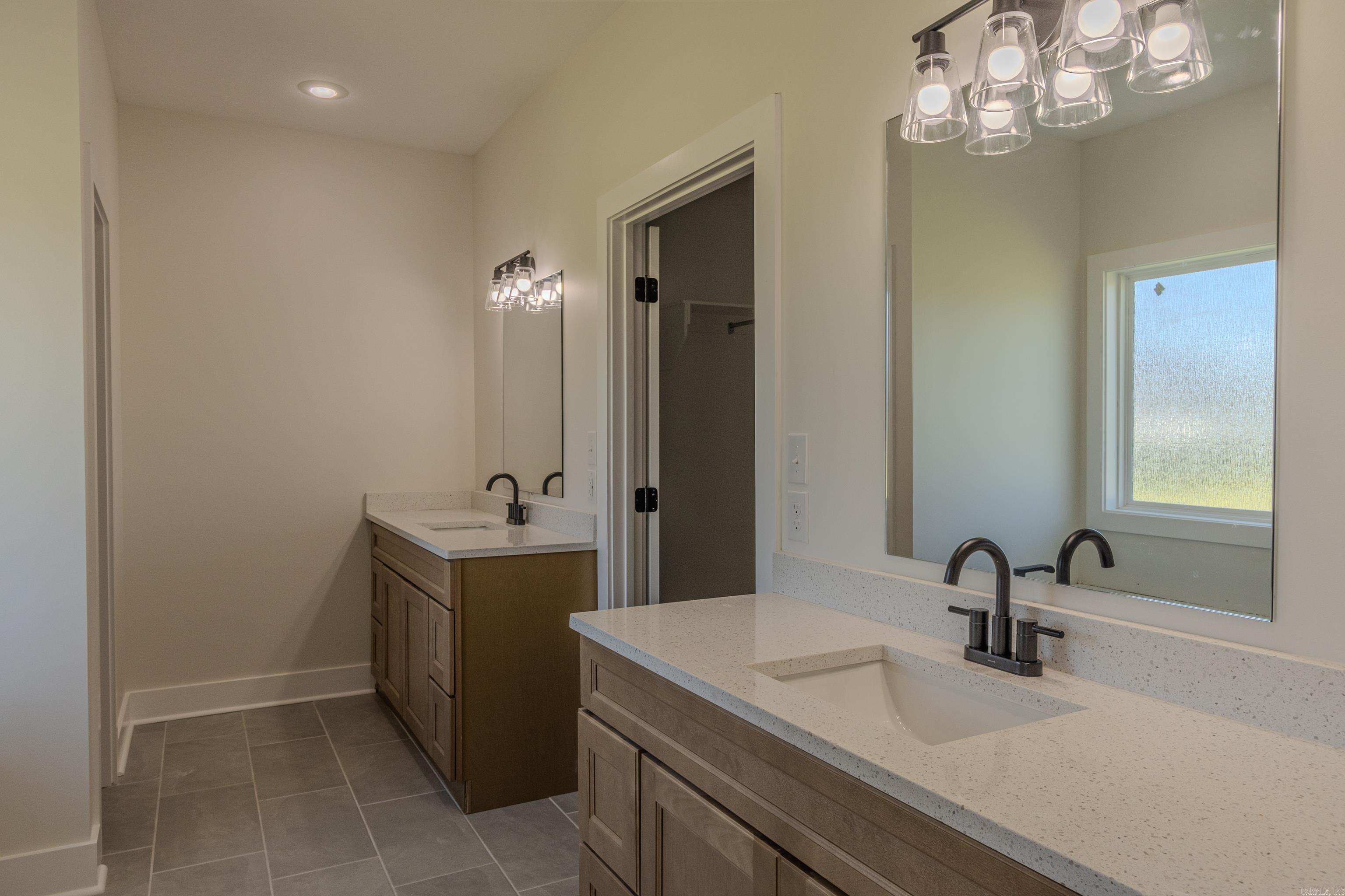 1401 S 31 st  Paragould, AR