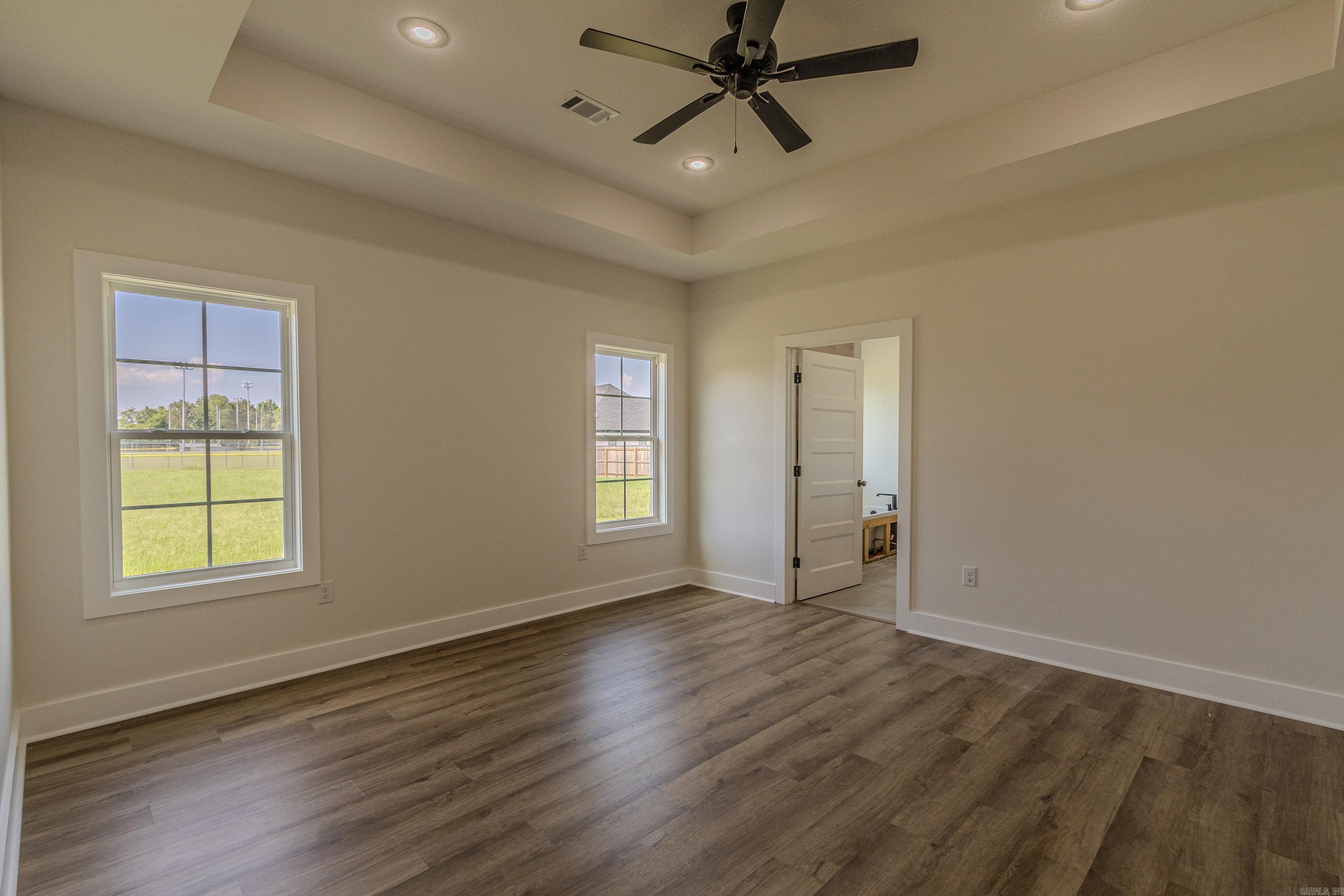 1401 S 31 st Paragould, AR 72450