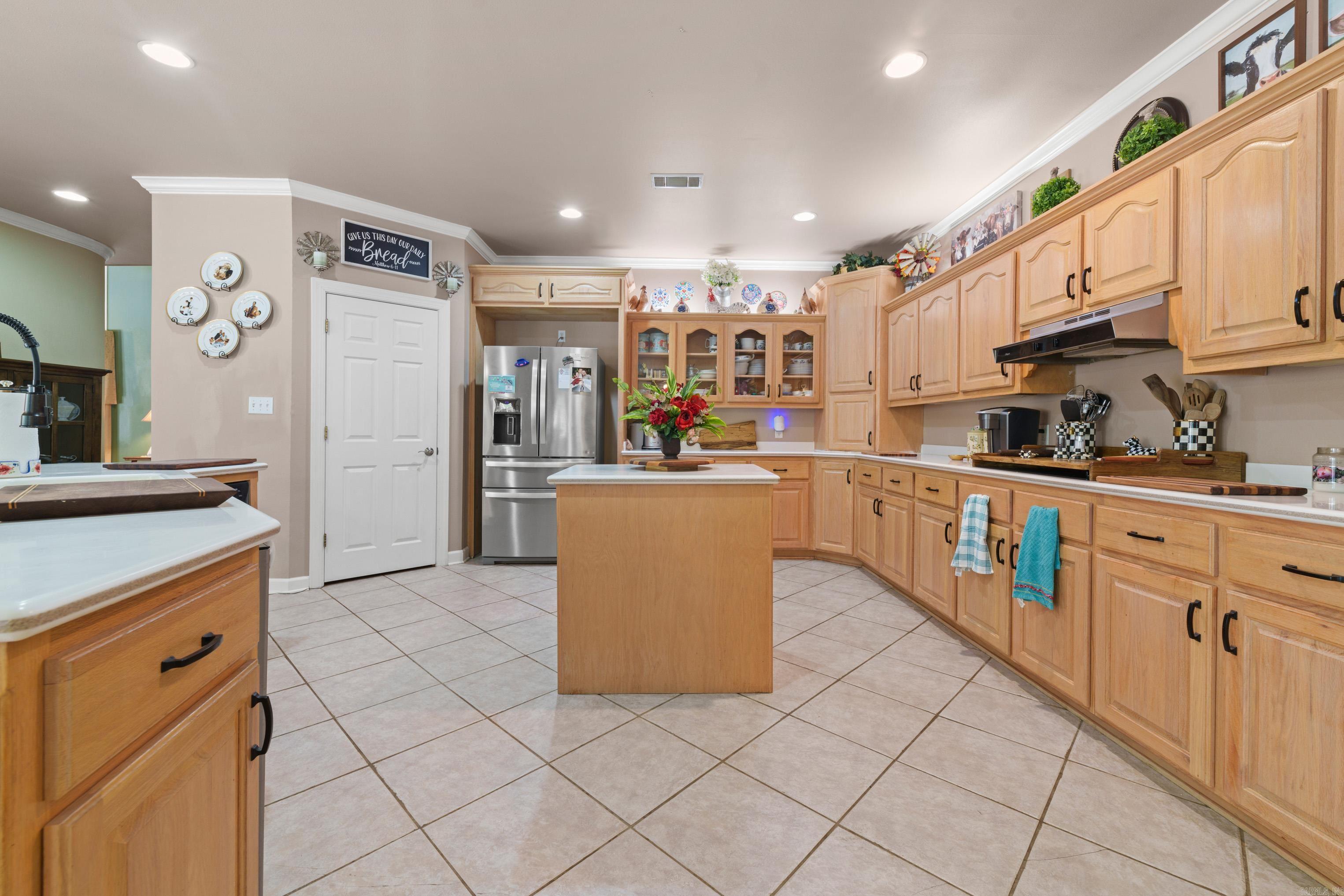 21237 Dogwood Maple Creek  Hensley, AR