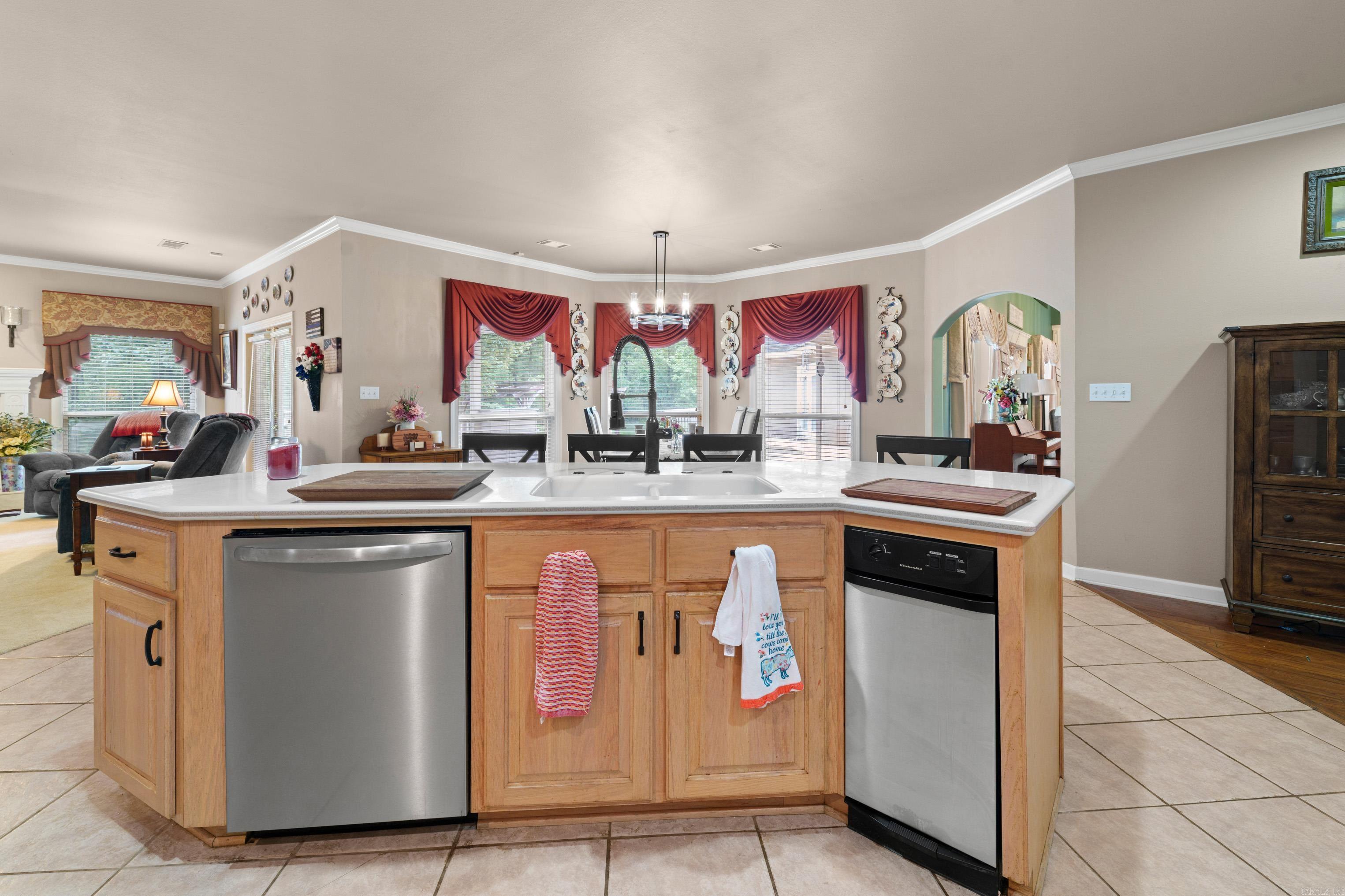 21237 Dogwood Maple Creek  Hensley, AR