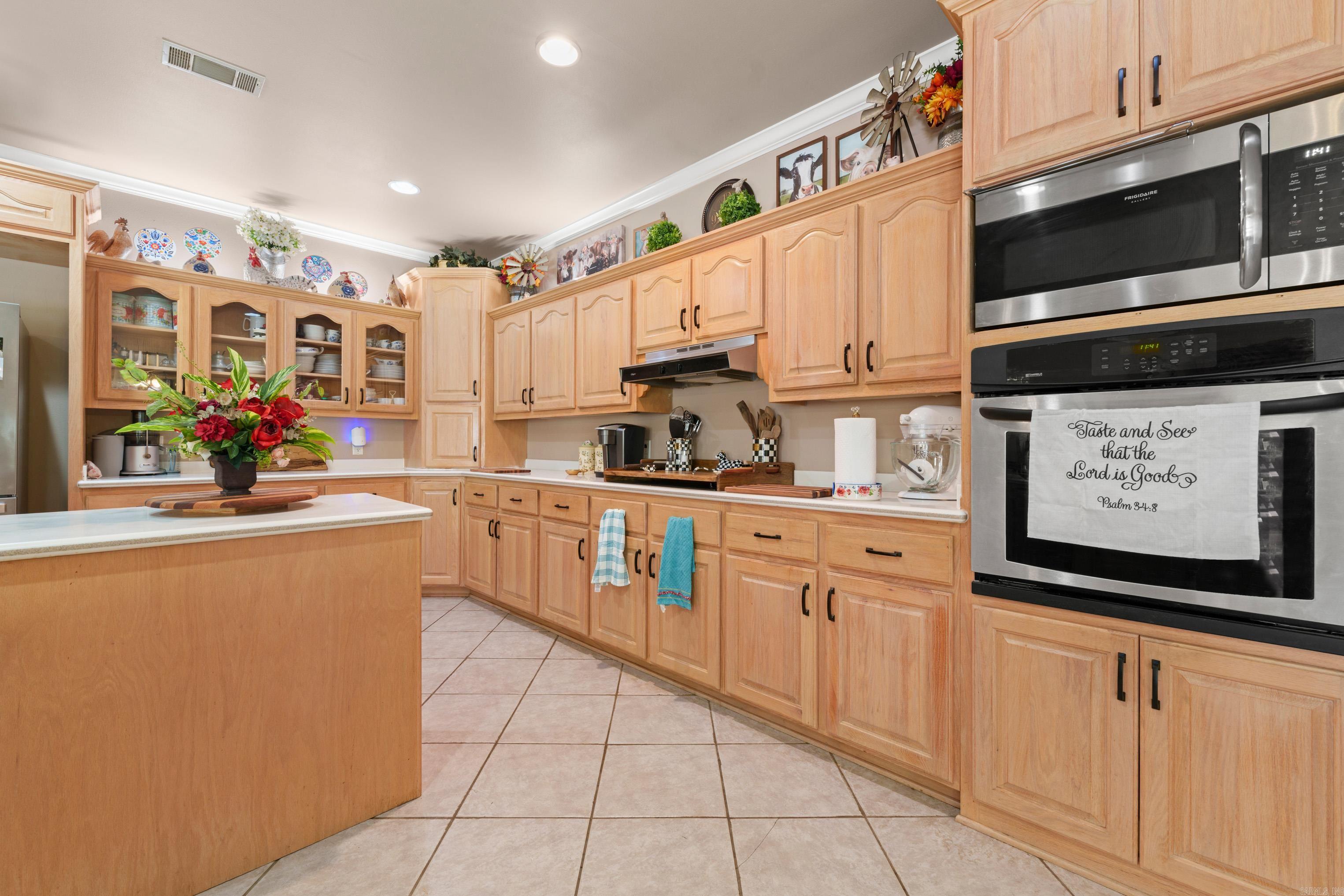 21237 Dogwood Maple Creek  Hensley, AR