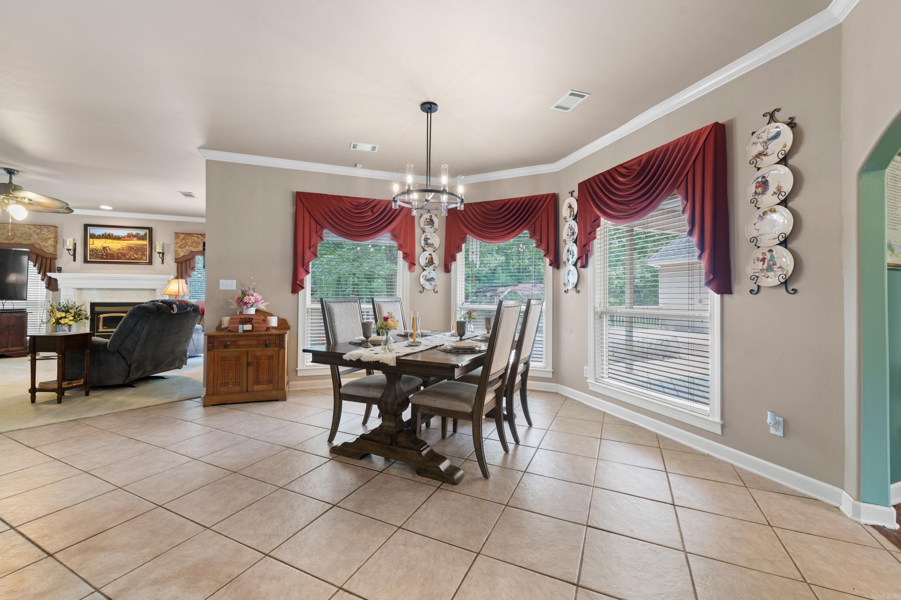21237 Dogwood Maple Creek  Hensley, AR