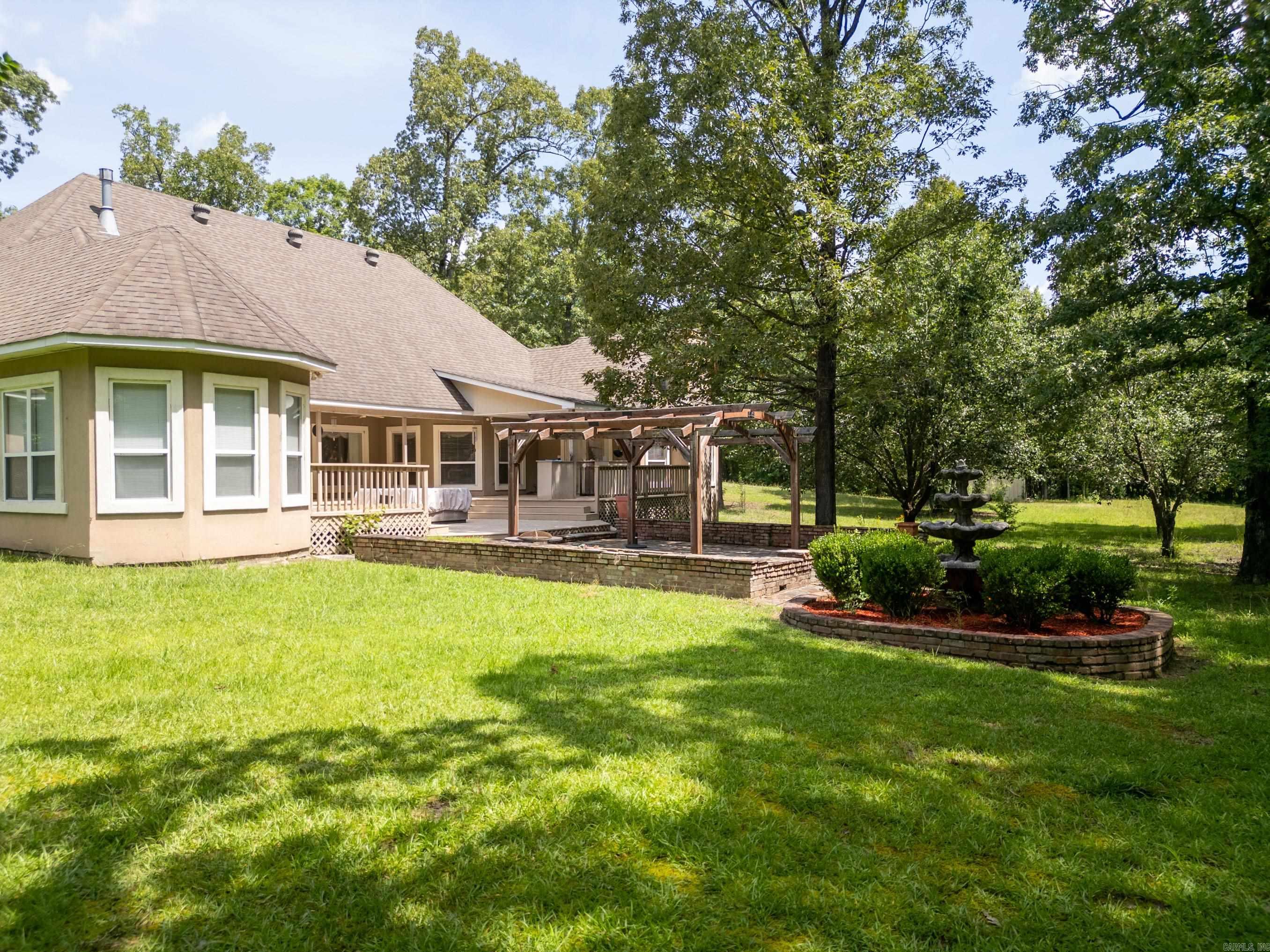 21237 Dogwood Maple Creek  Hensley, AR