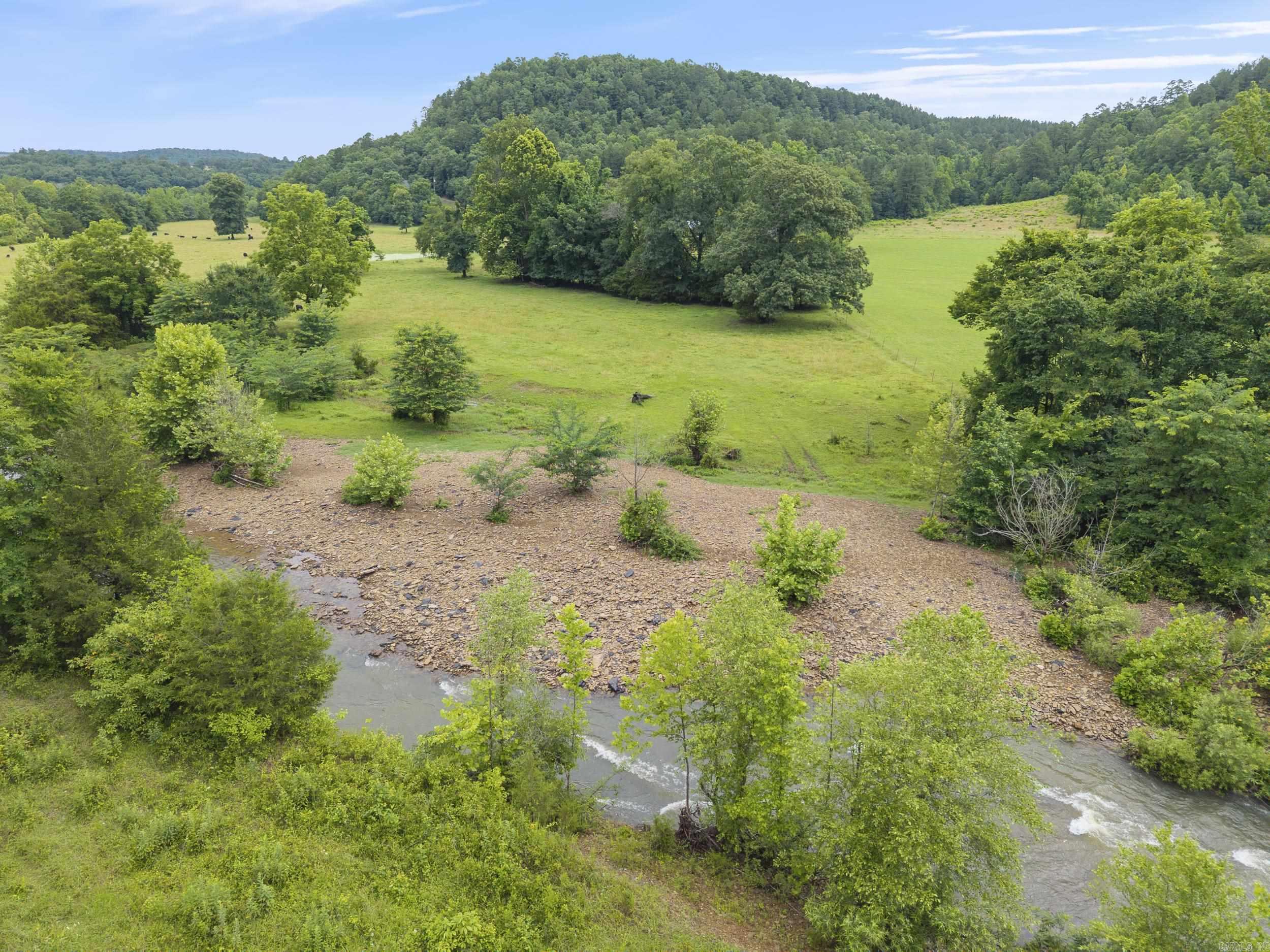 32 Cove Chapel  Springfield, AR