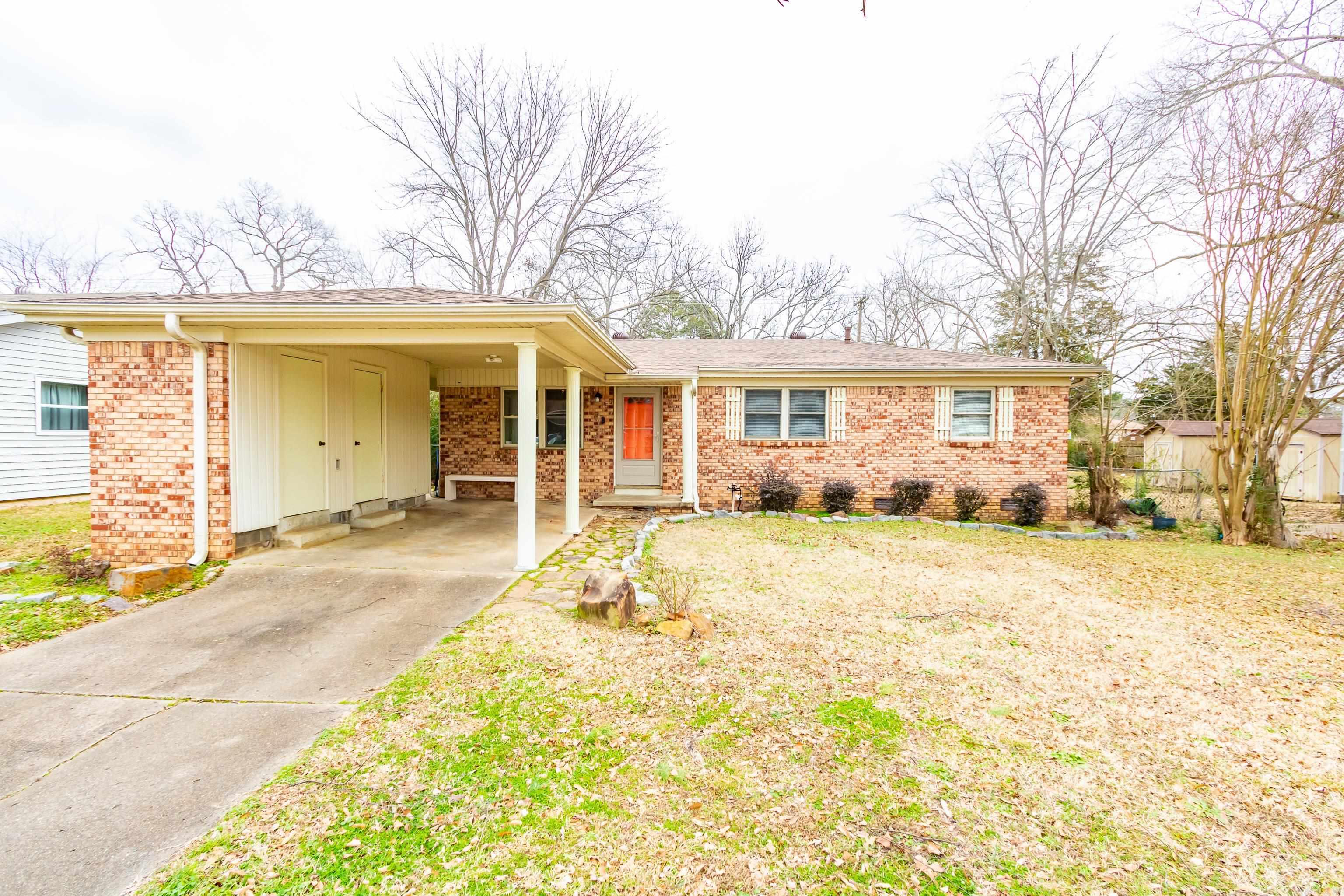 8120 N Claremont  Sherwood, AR