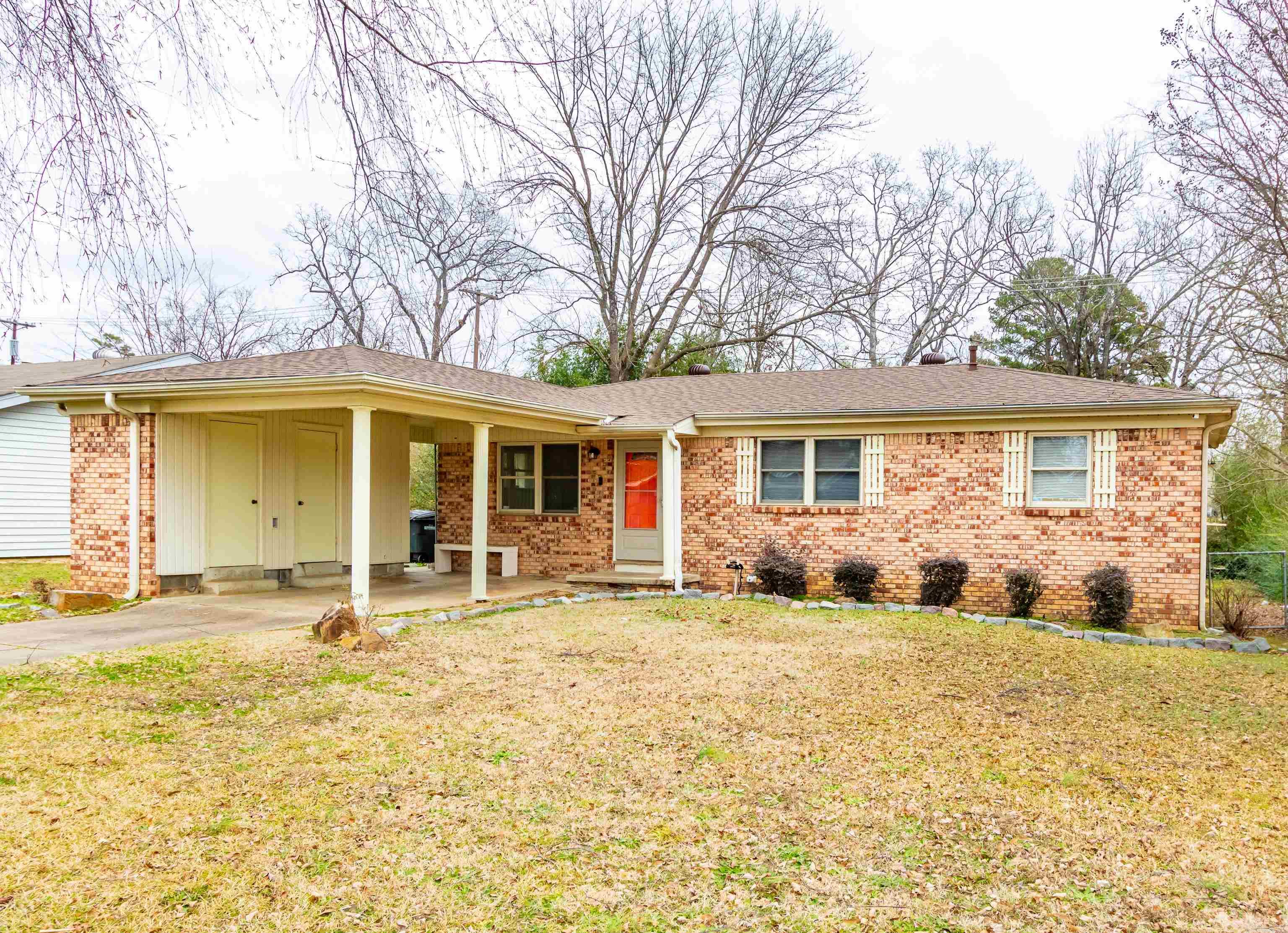 8120 N Claremont  Sherwood, AR
