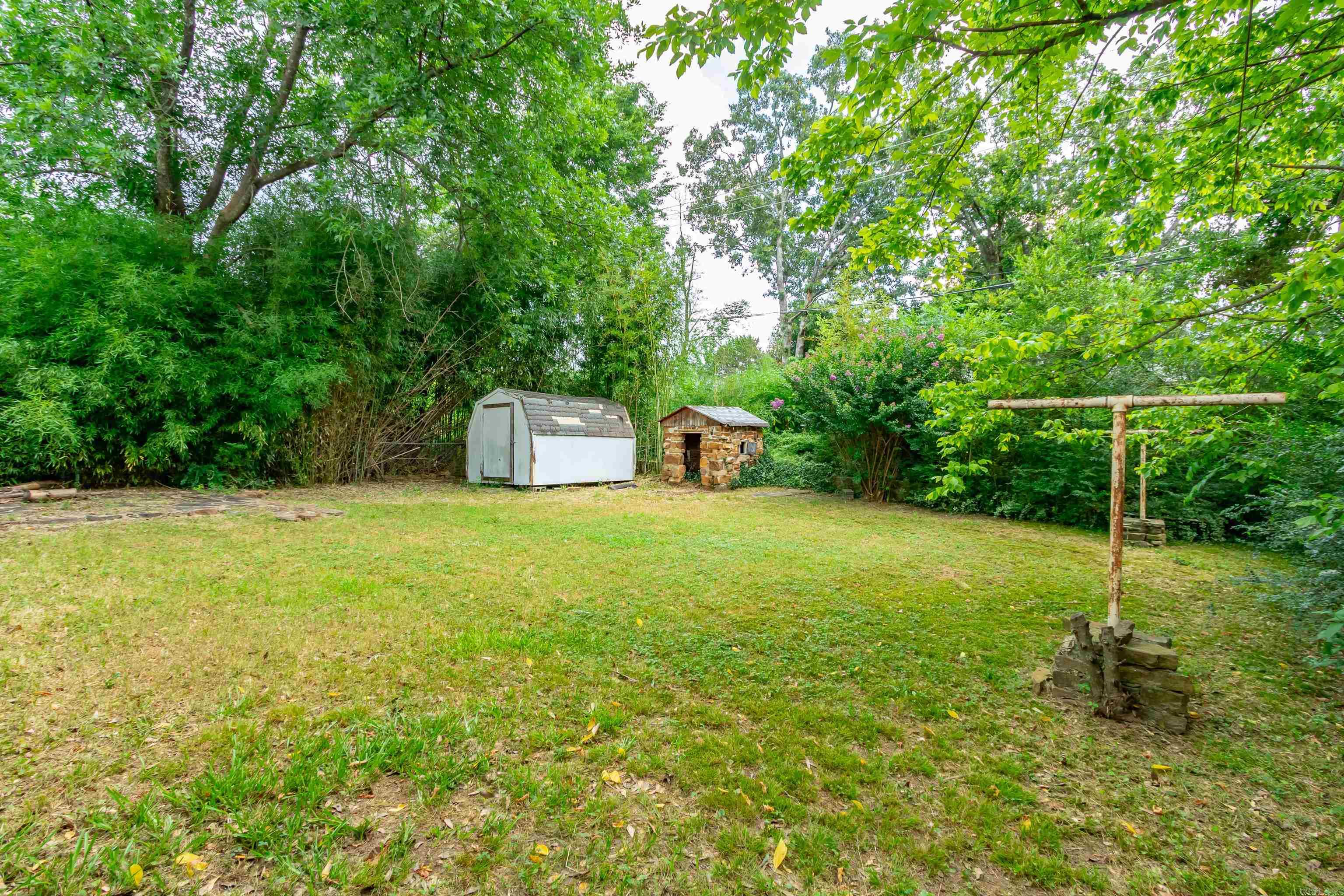 8120 N Claremont  Sherwood, AR