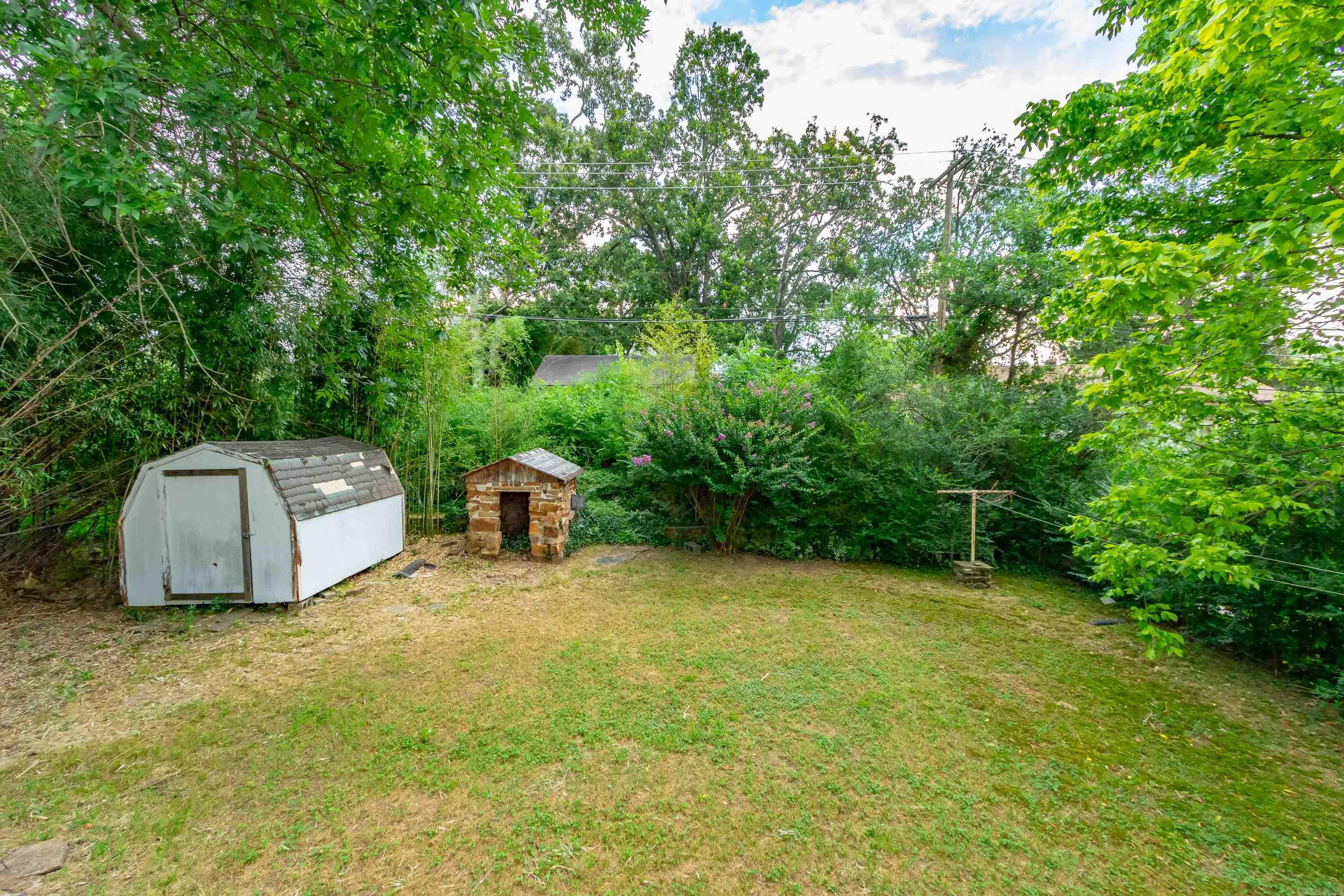 8120 N Claremont  Sherwood, AR