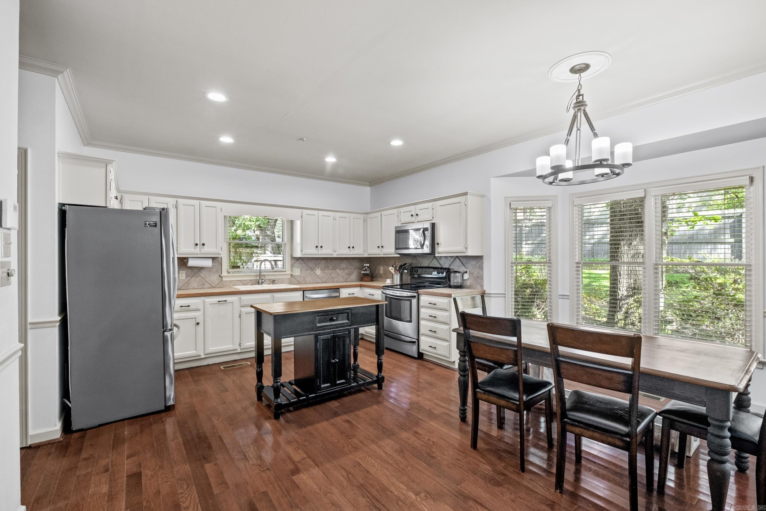 69 Saint Thomas  Little Rock, AR