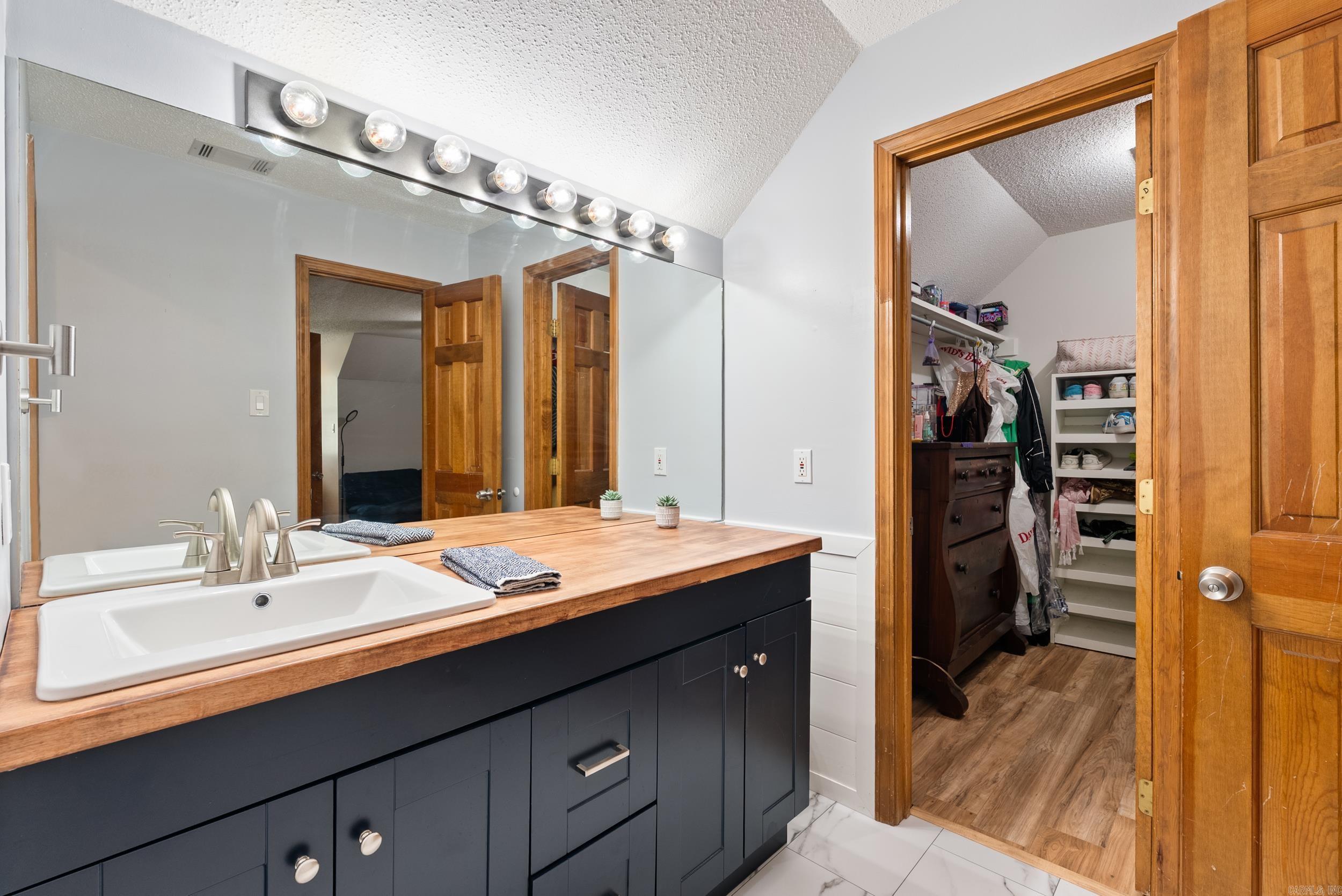 105 Little Creek  Sherwood, AR
