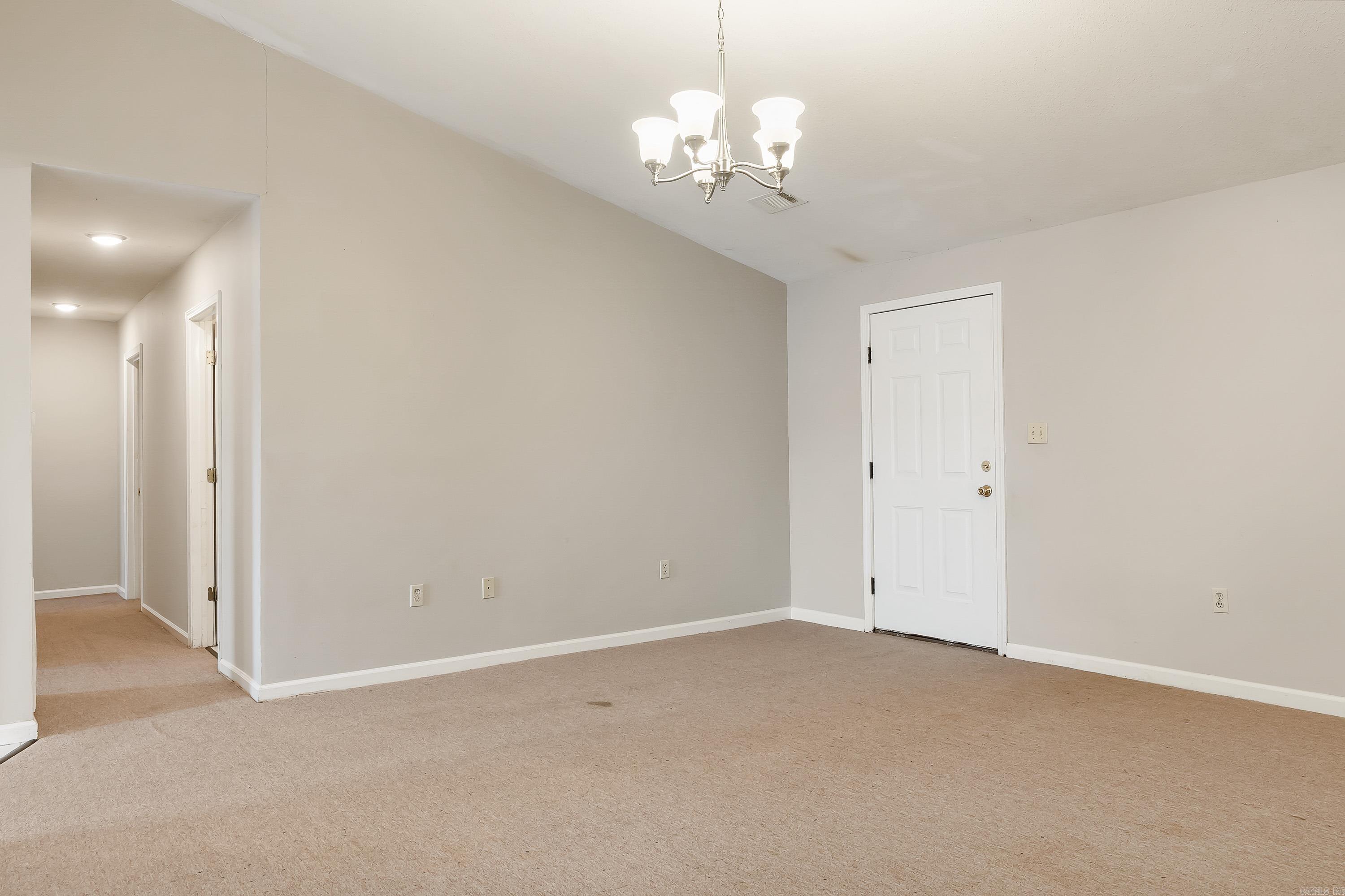1607 W Washington  Jonesboro, AR