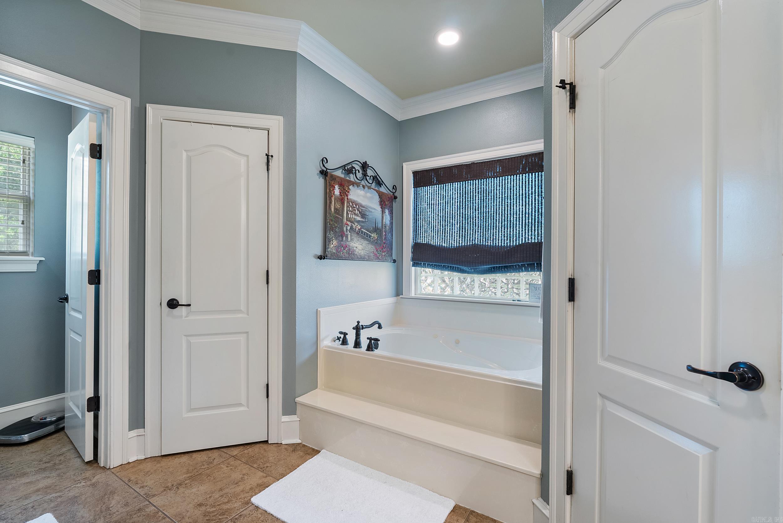 1305 Tolkien  Conway, AR
