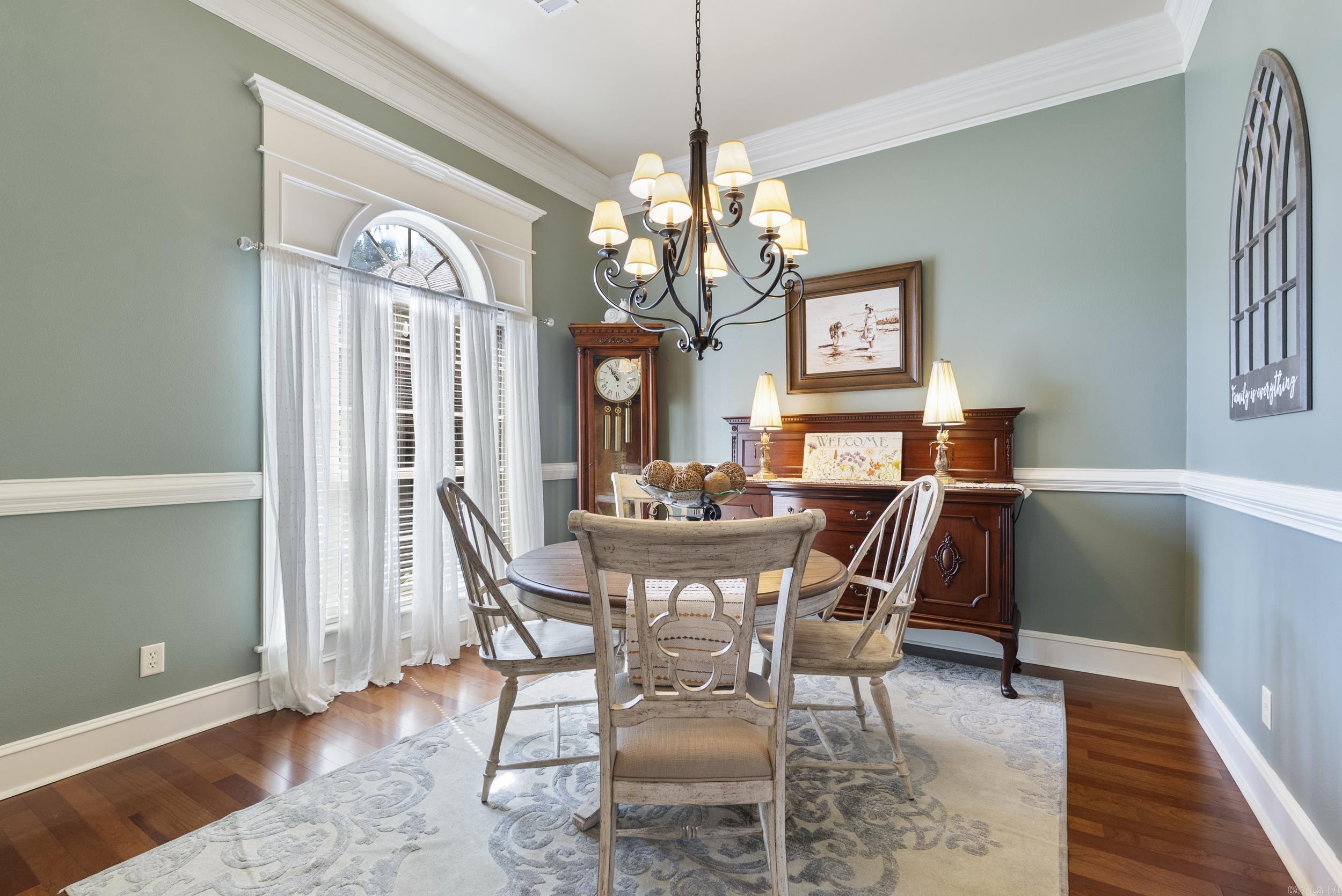 1305 Tolkien  Conway, AR