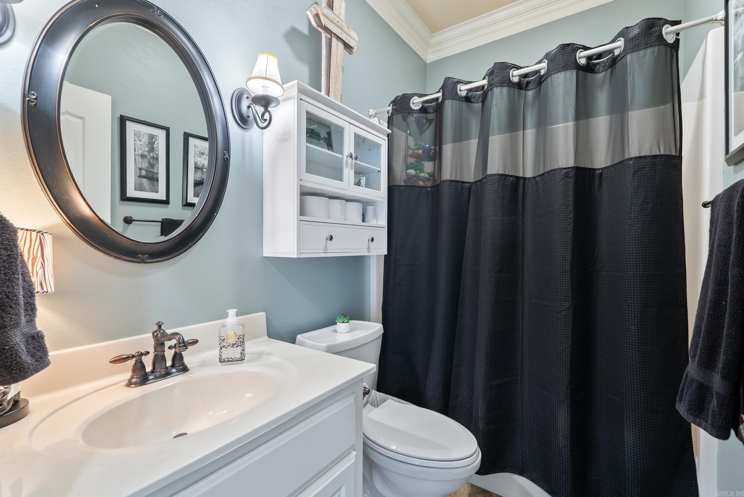 1305 Tolkien  Conway, AR