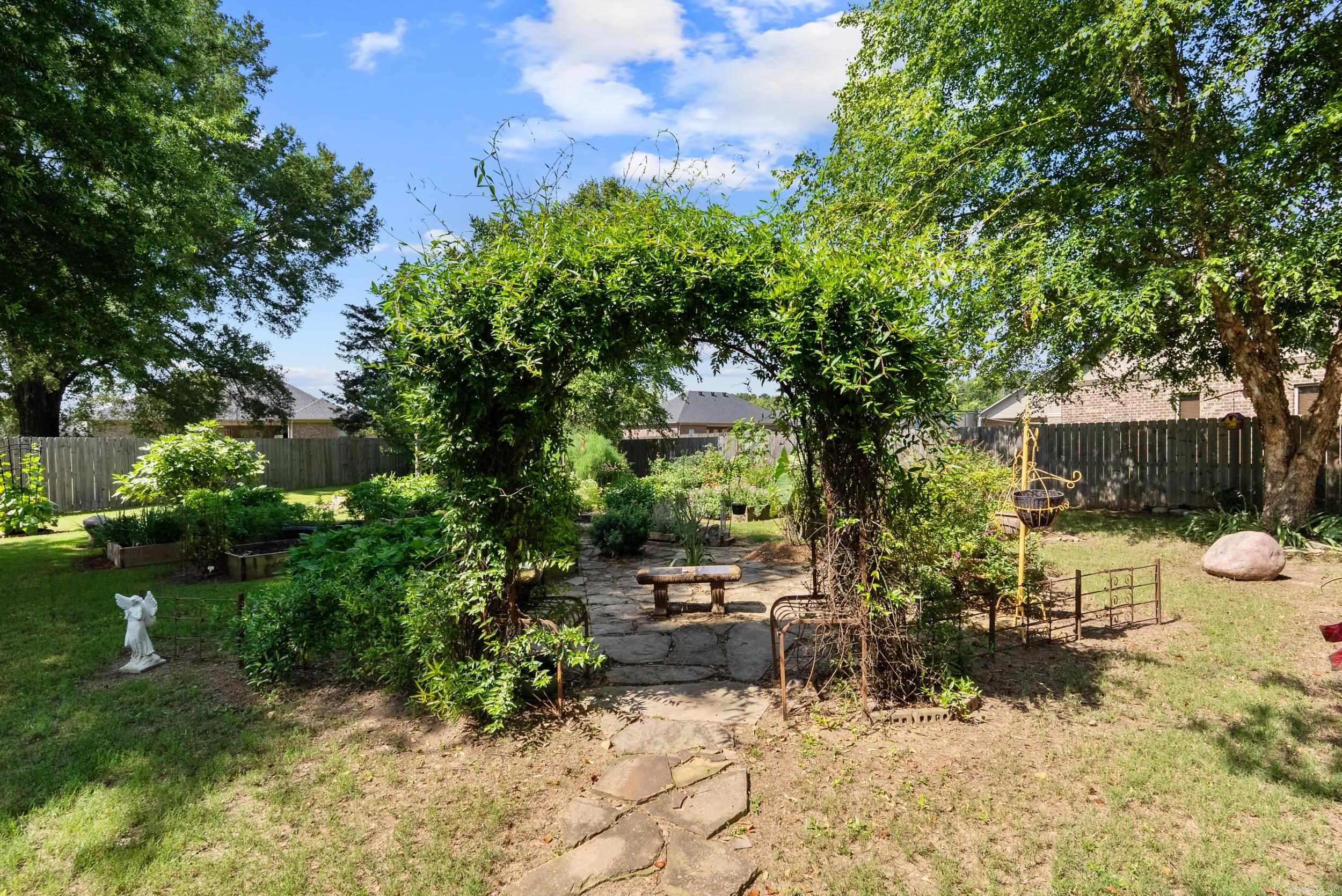 1305 Tolkien  Conway, AR