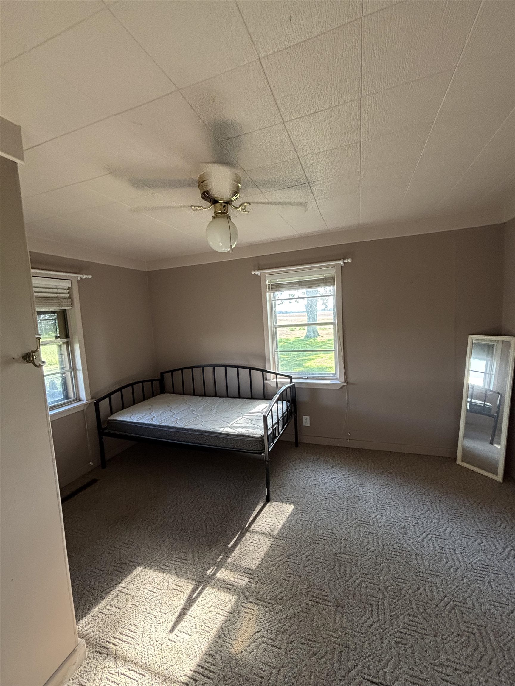 1702 S Ruddle Rd  Blytheville, AR