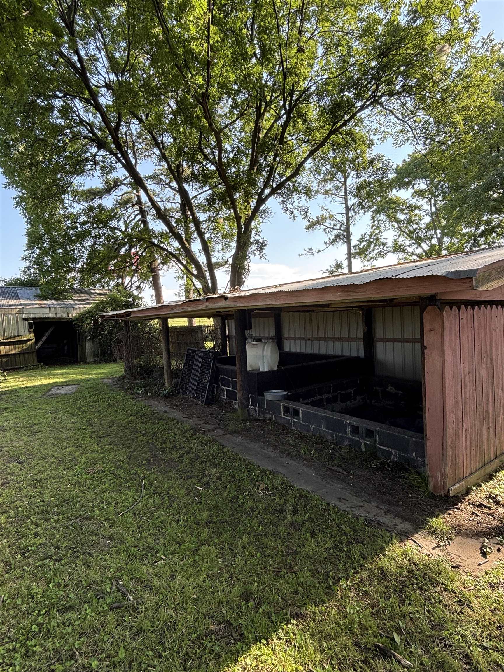 1702 S Ruddle Rd  Blytheville, AR