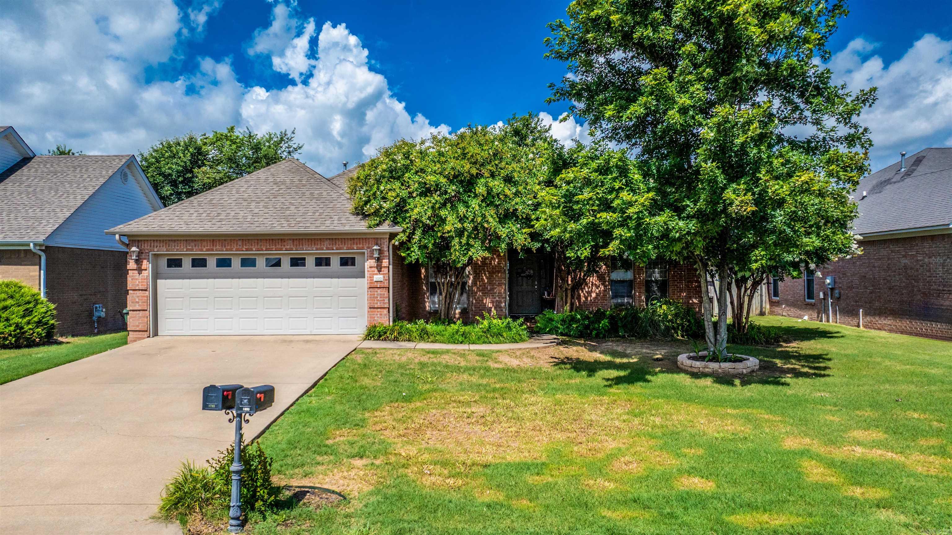 1695 Gardenia  Conway, AR