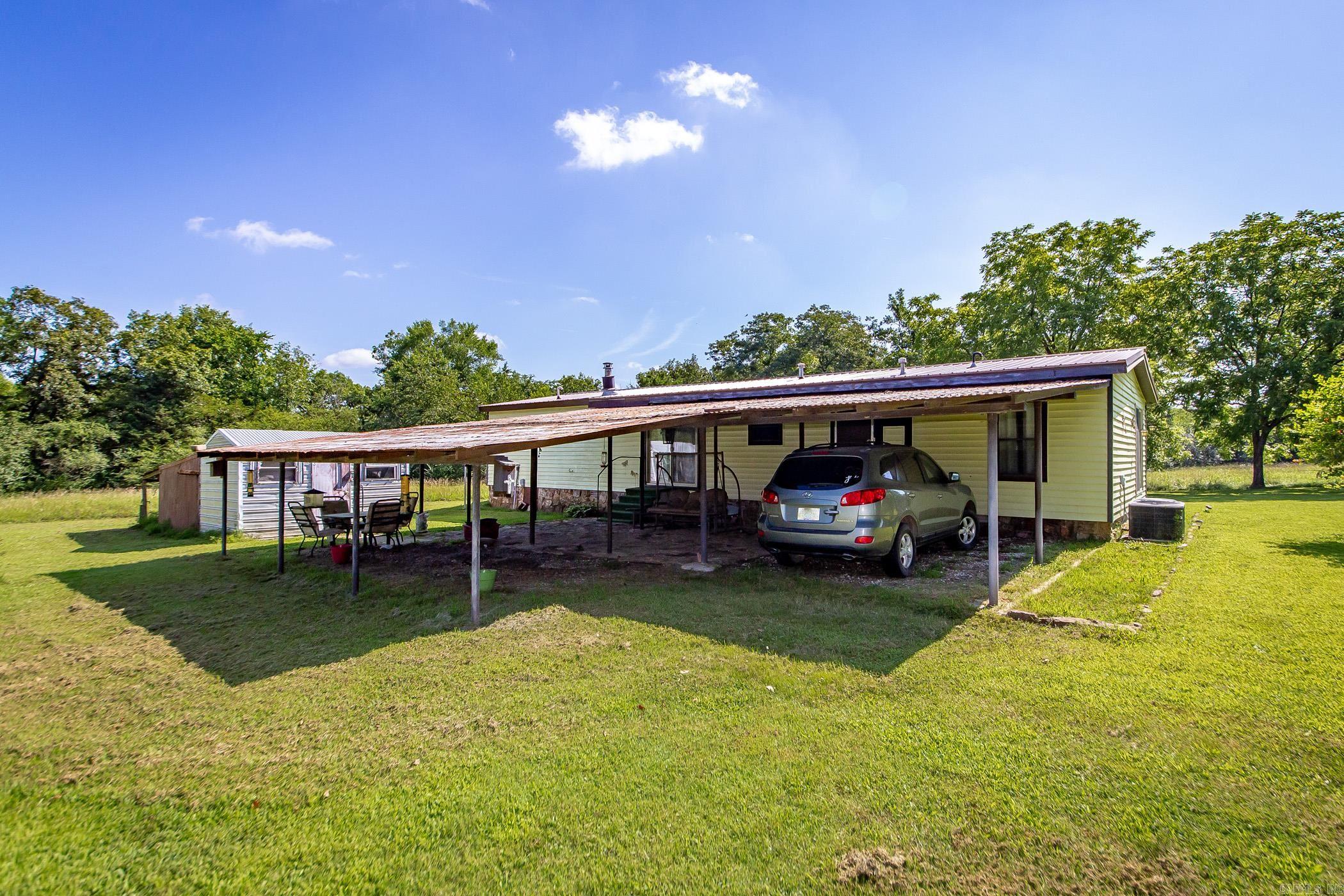 85 Stracner  Cleveland, AR