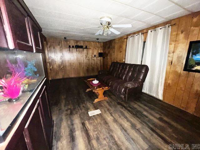 85 Stracner  Cleveland, AR