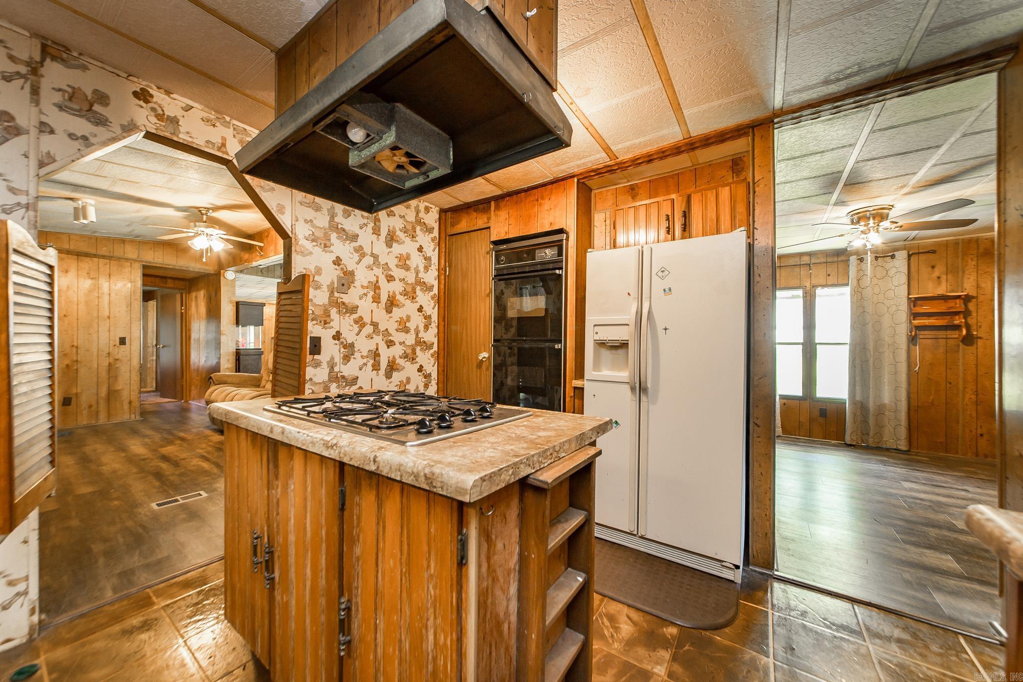 85 Stracner  Cleveland, AR