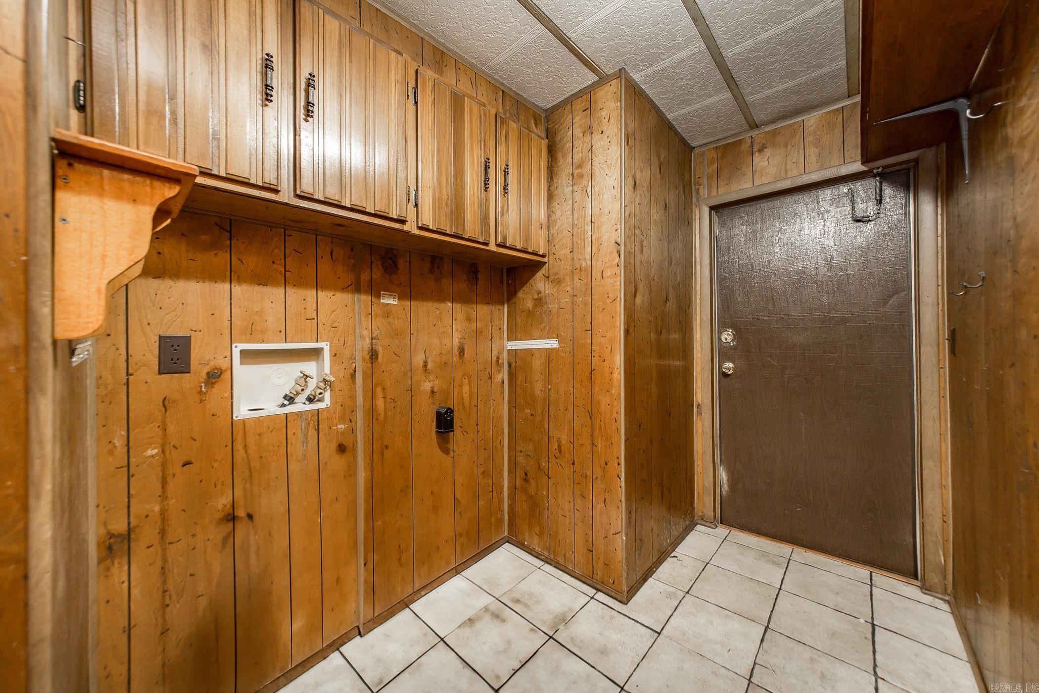 85 Stracner  Cleveland, AR