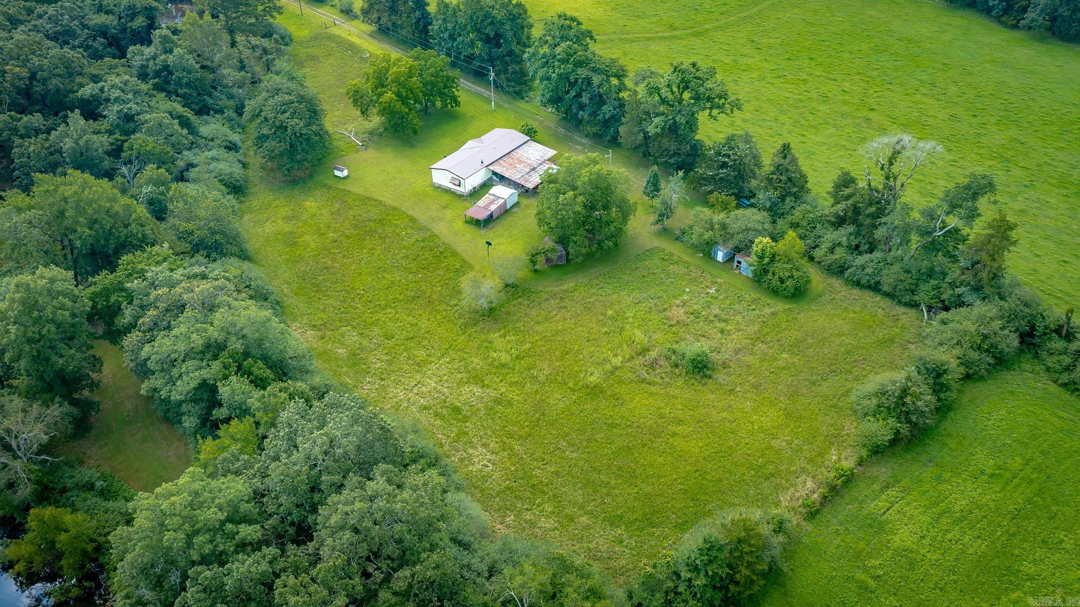 85 Stracner  Cleveland, AR