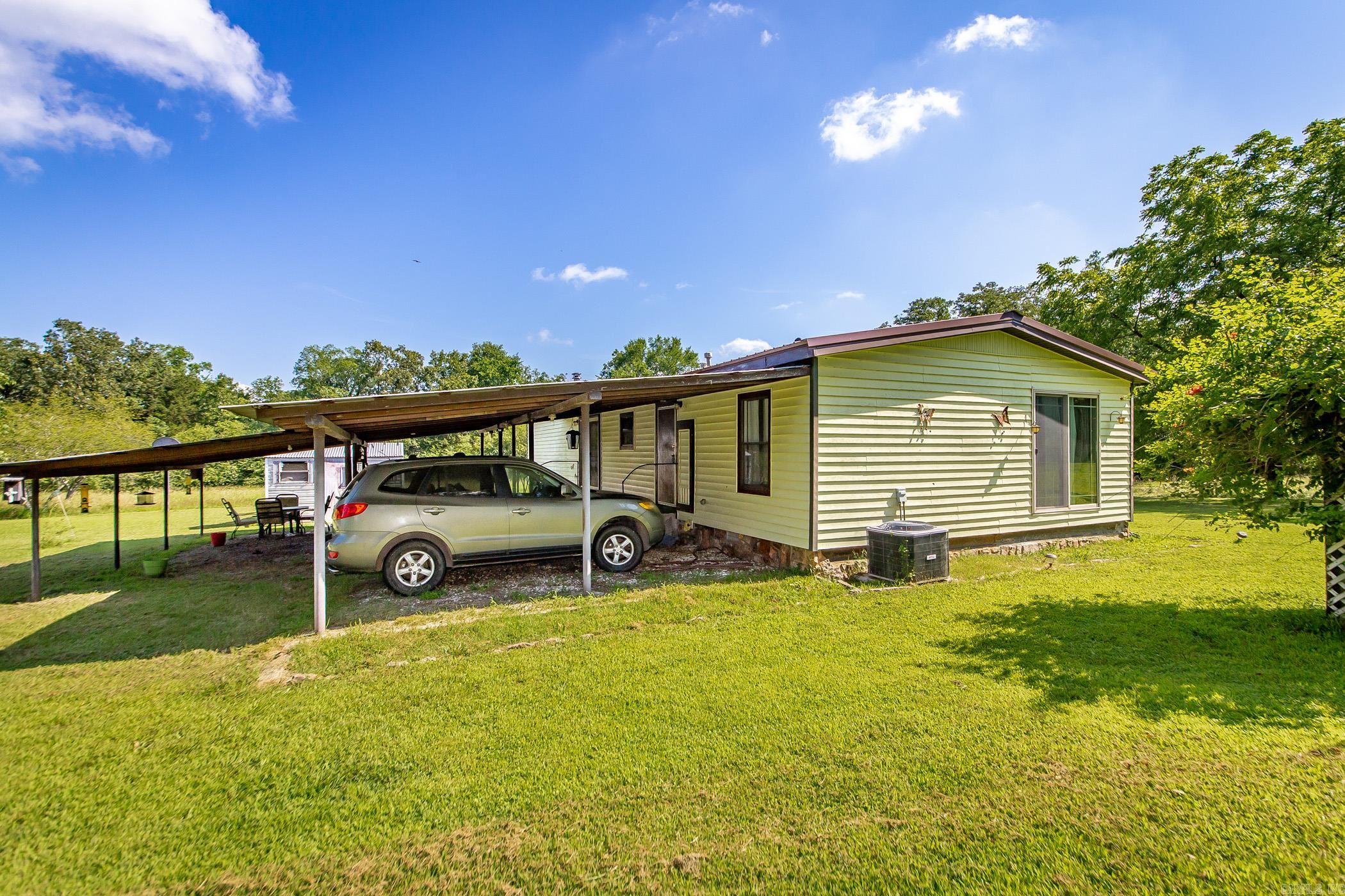 85 Stracner  Cleveland, AR
