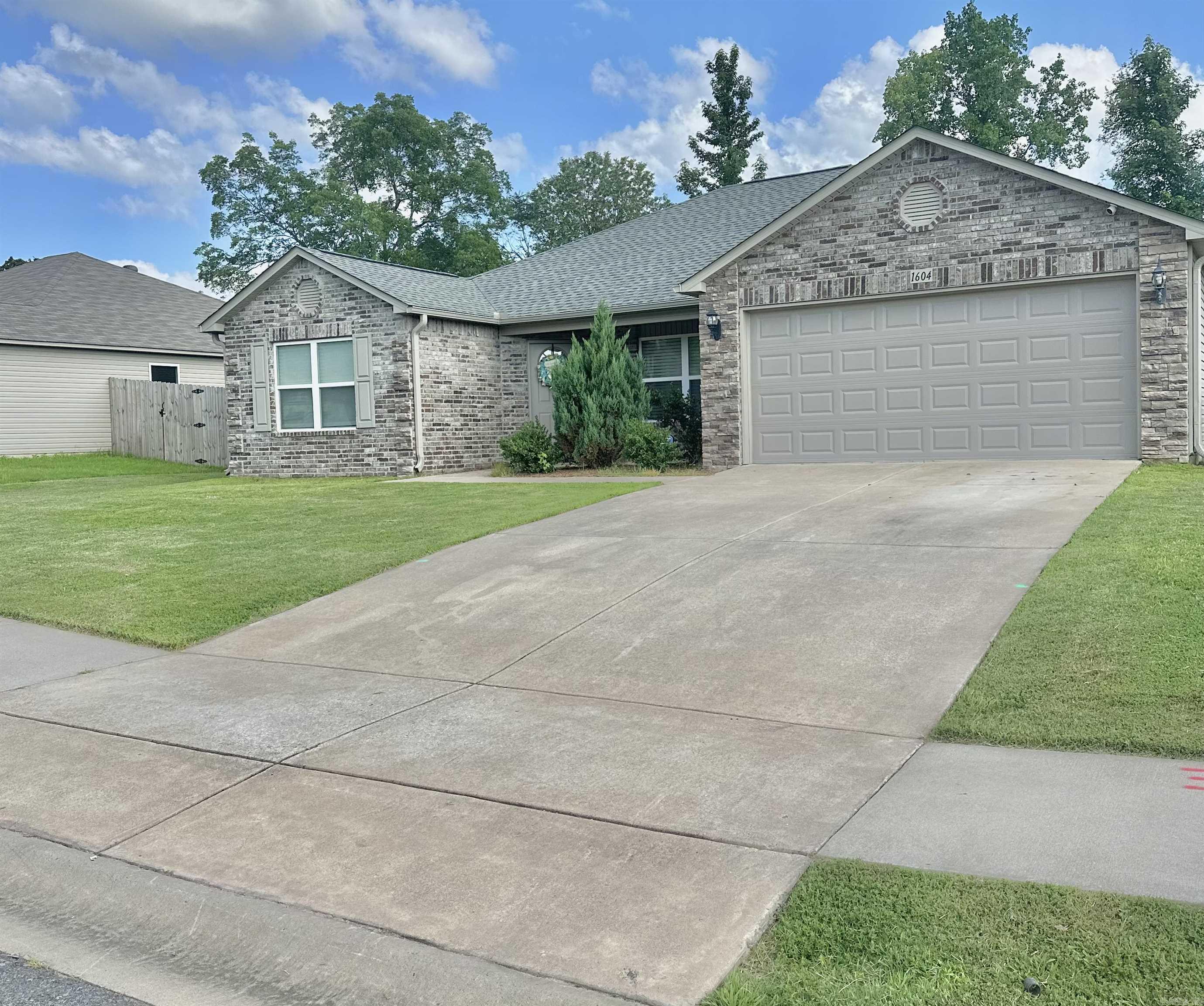 1604 Lil Larry Dr  Cabot, AR