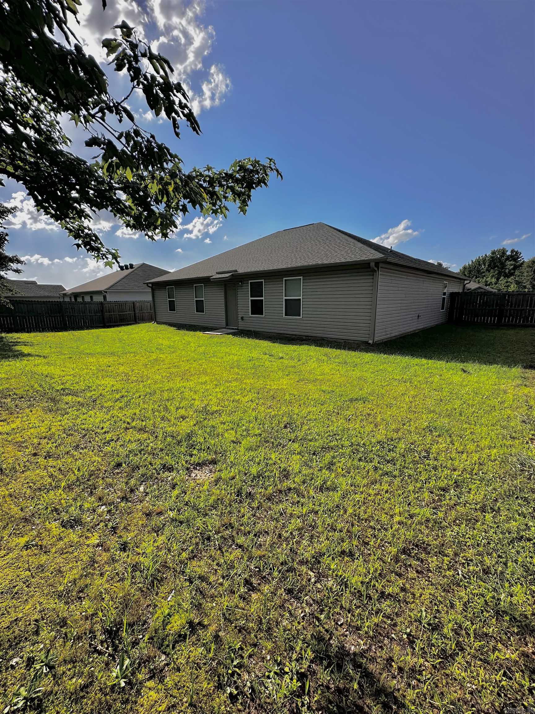 1604 Lil Larry Dr  Cabot, AR