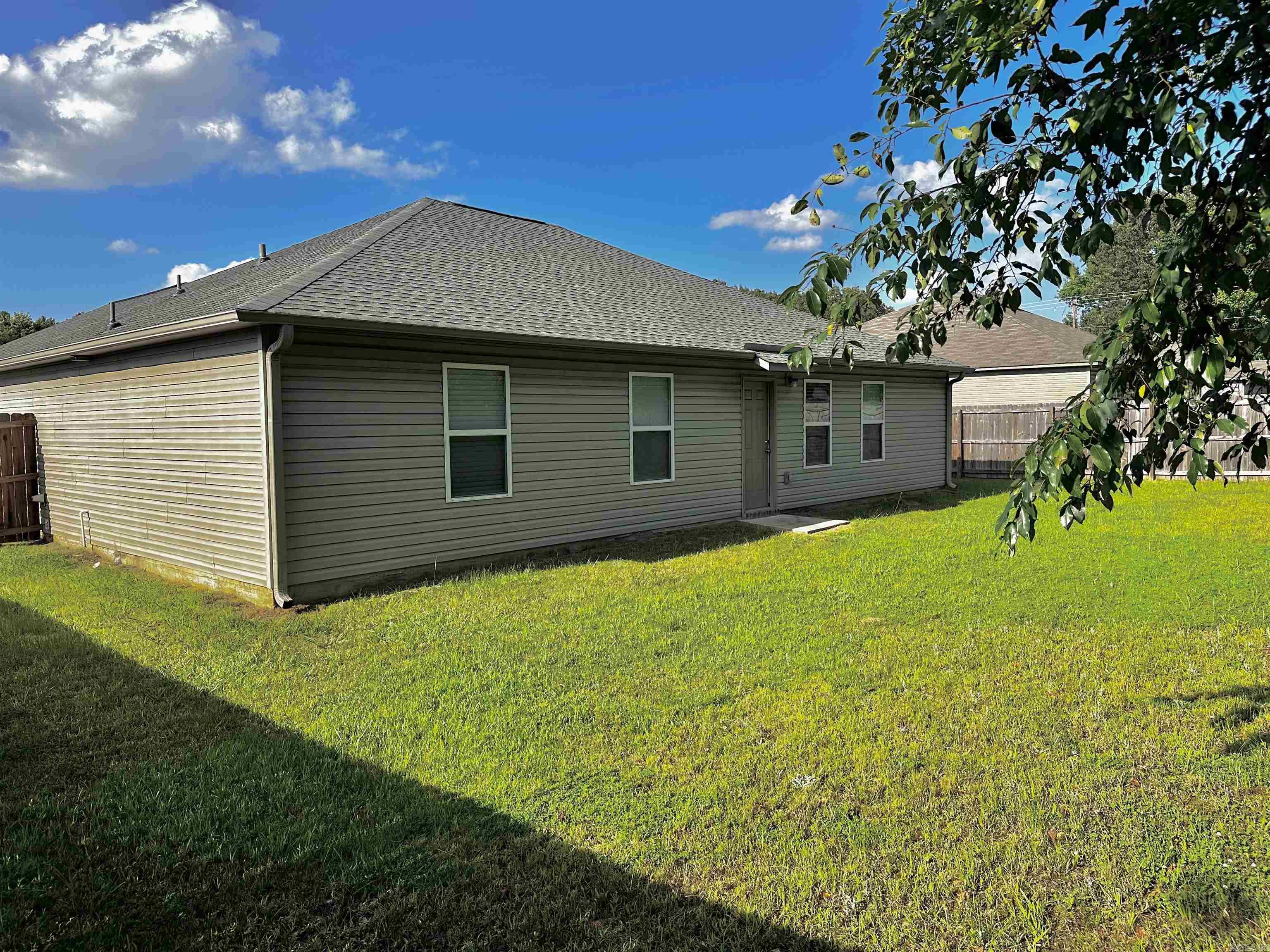 1604 Lil Larry Dr  Cabot, AR