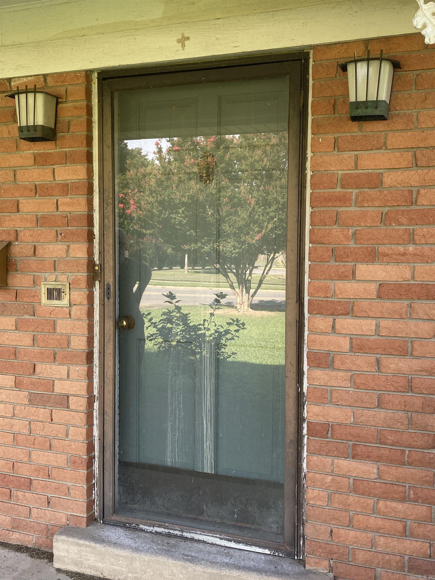 1212 Donaghey Ave.  Conway, AR