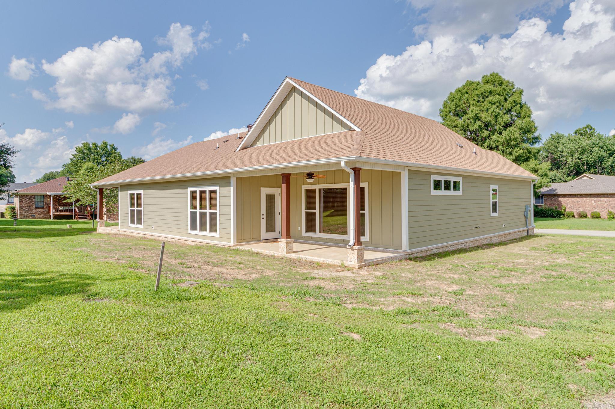 400 Tracy Lane  Paragould, AR